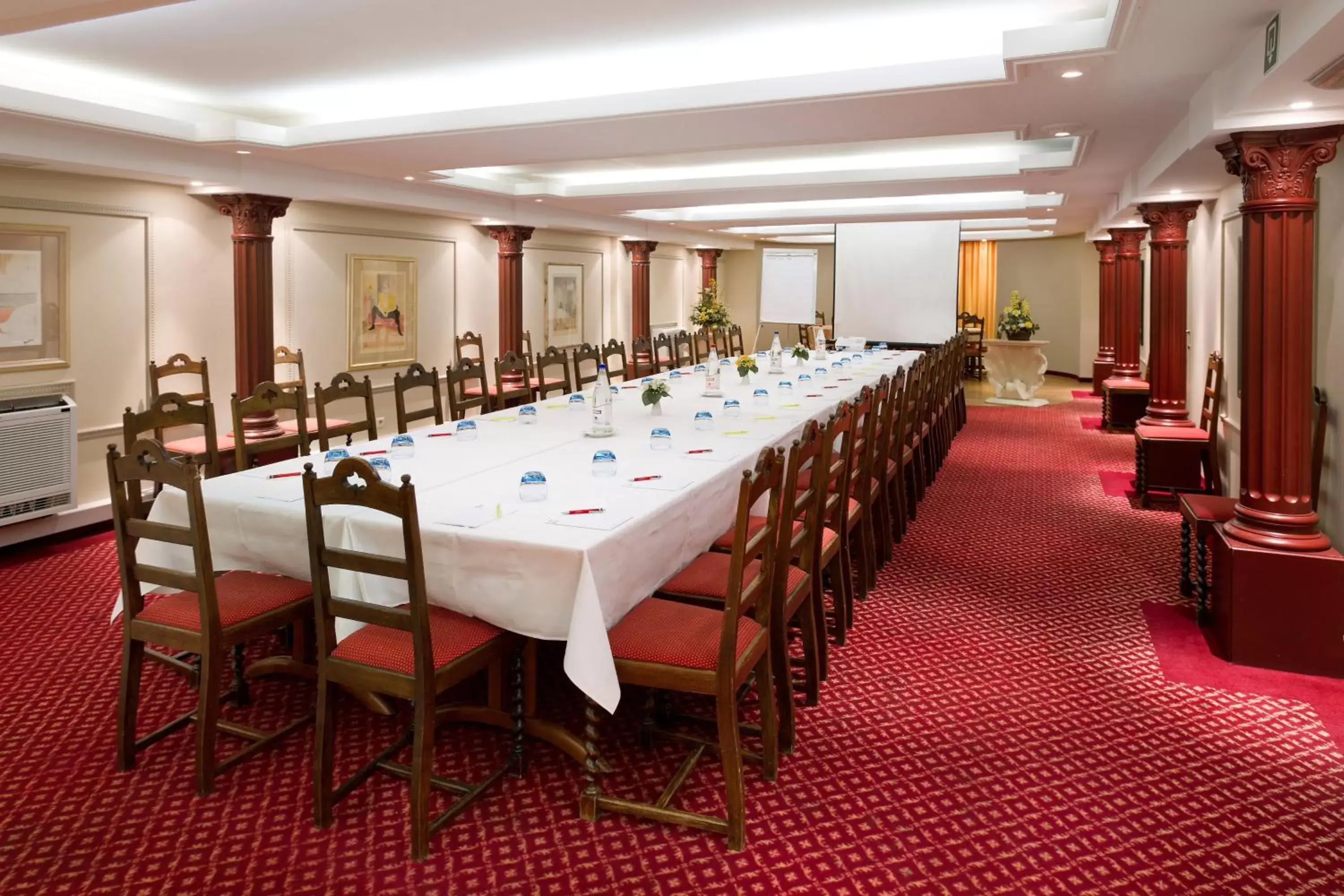 Business facilities, Restaurant/Places to Eat in Century Hotel Antwerpen Centrum