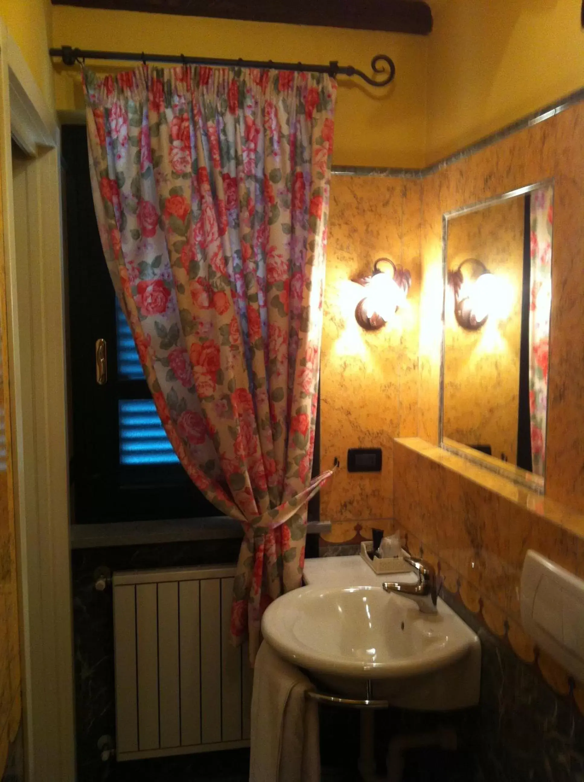 Bathroom in Le Lanterne