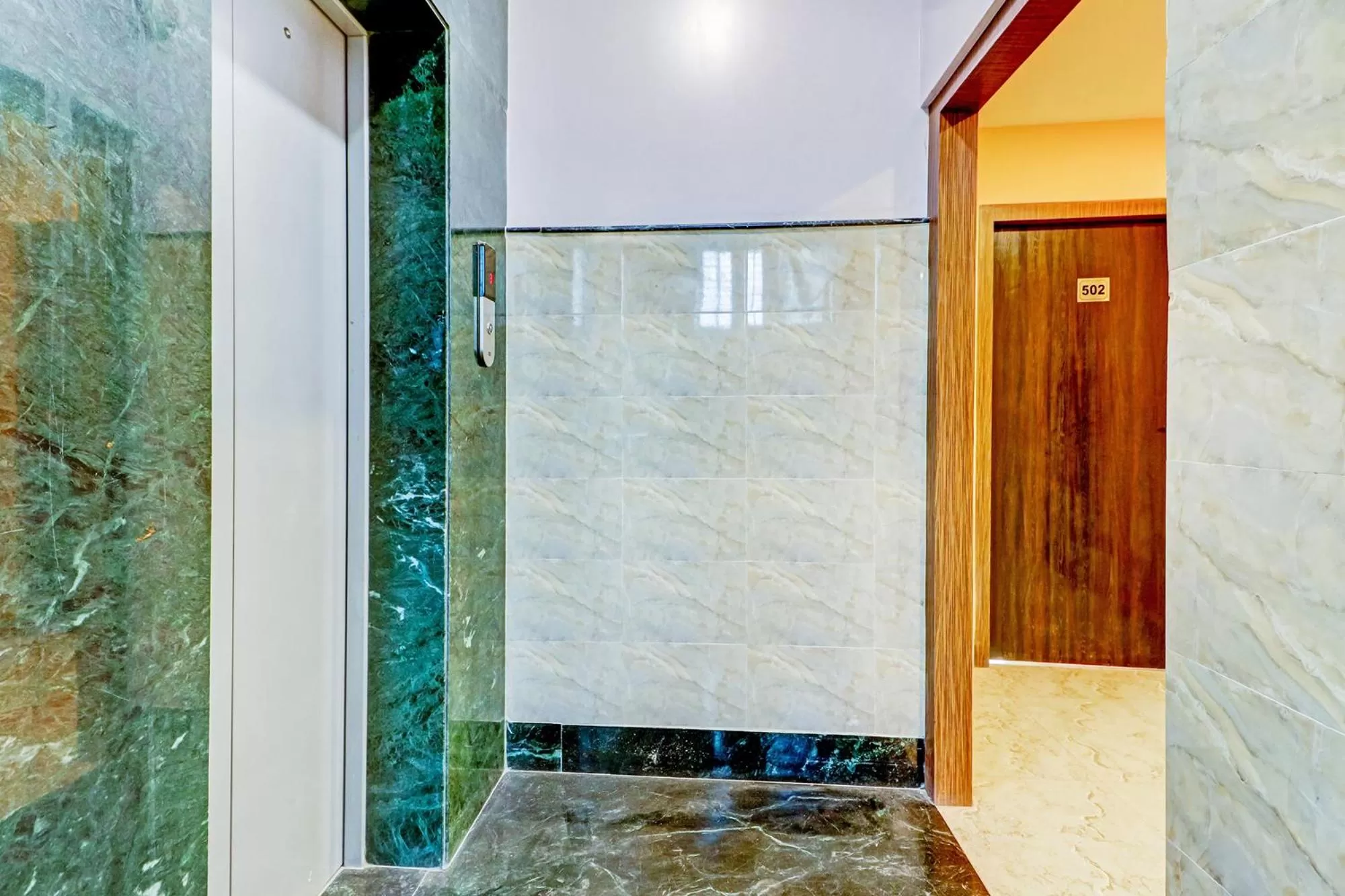 Lobby or reception in FabExpress Step Inn - Nr Biswa Bangla Gate