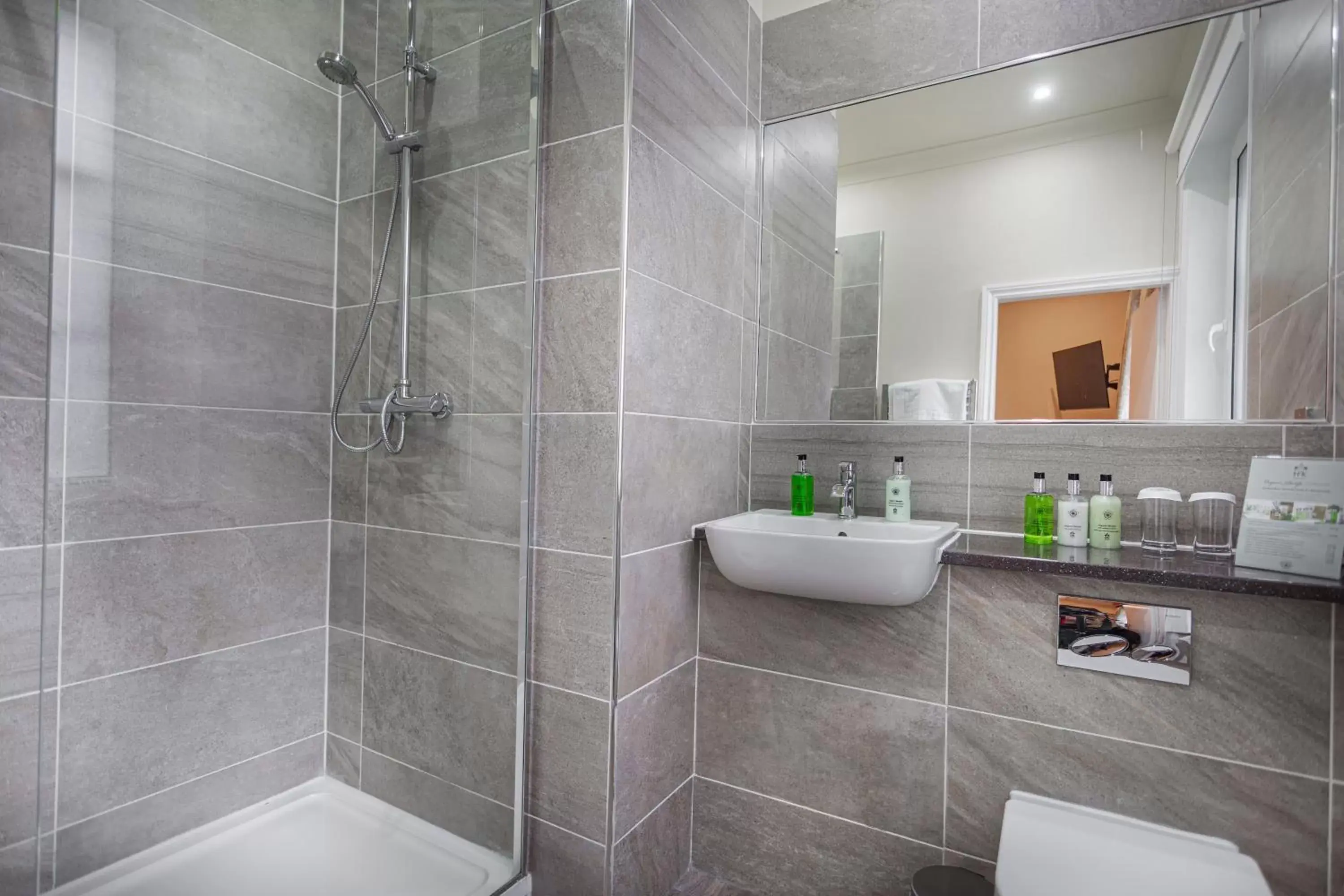 Bathroom in The Wynnstay Hotel, Oswestry, Shropshire