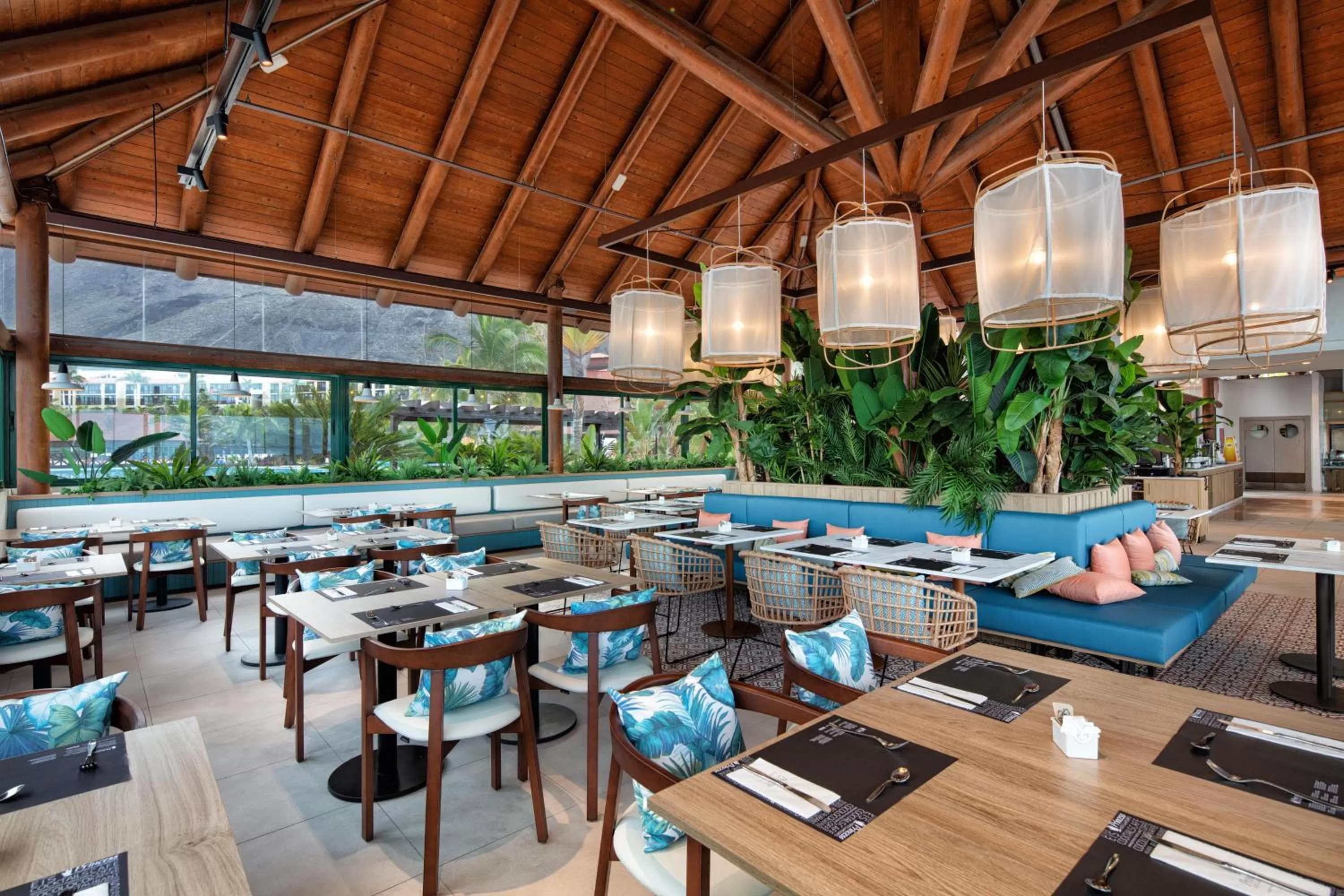 Restaurant/places to eat in La Palma Princess