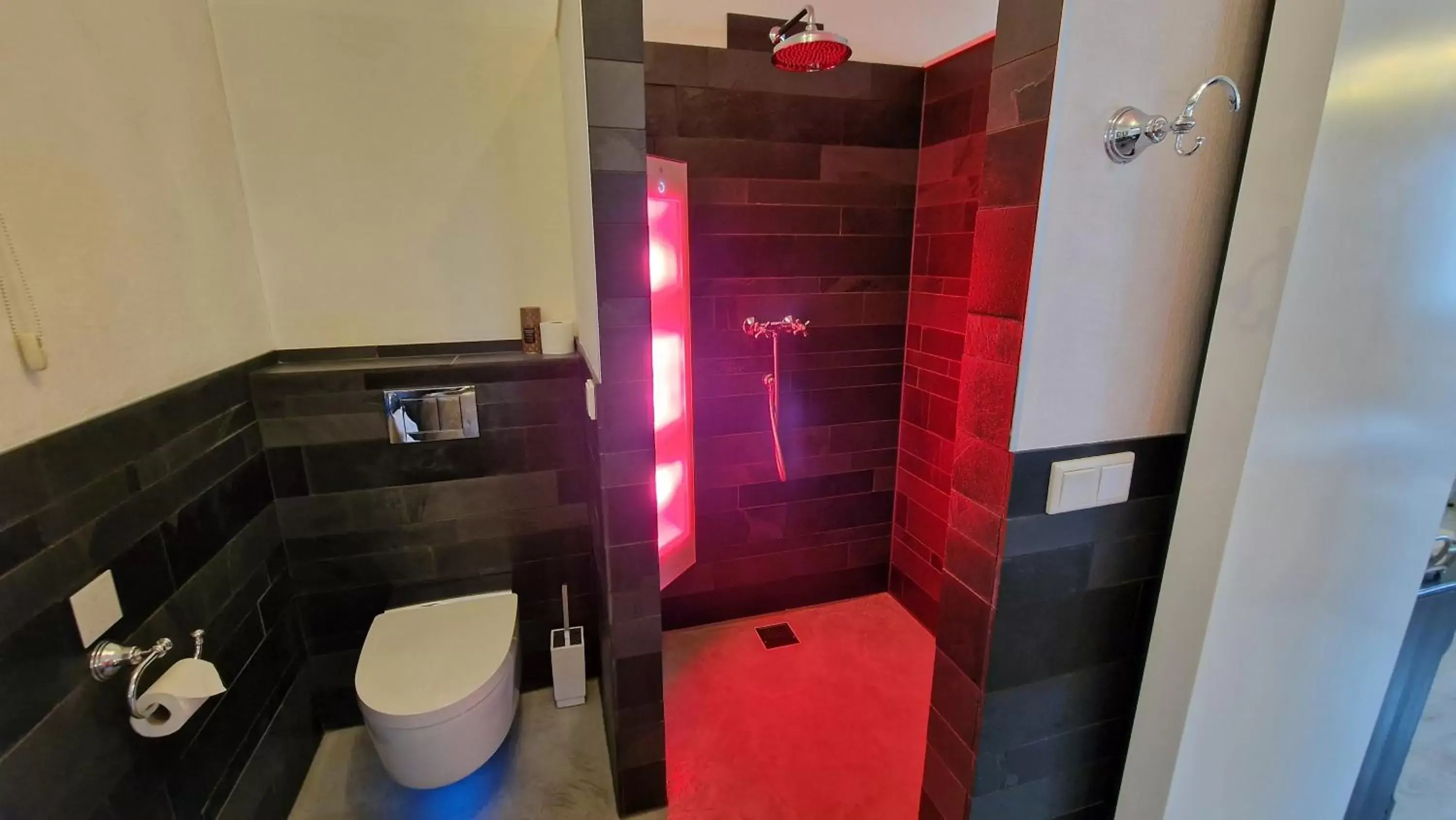 Shower, Bathroom in B&B De Droomhoeve