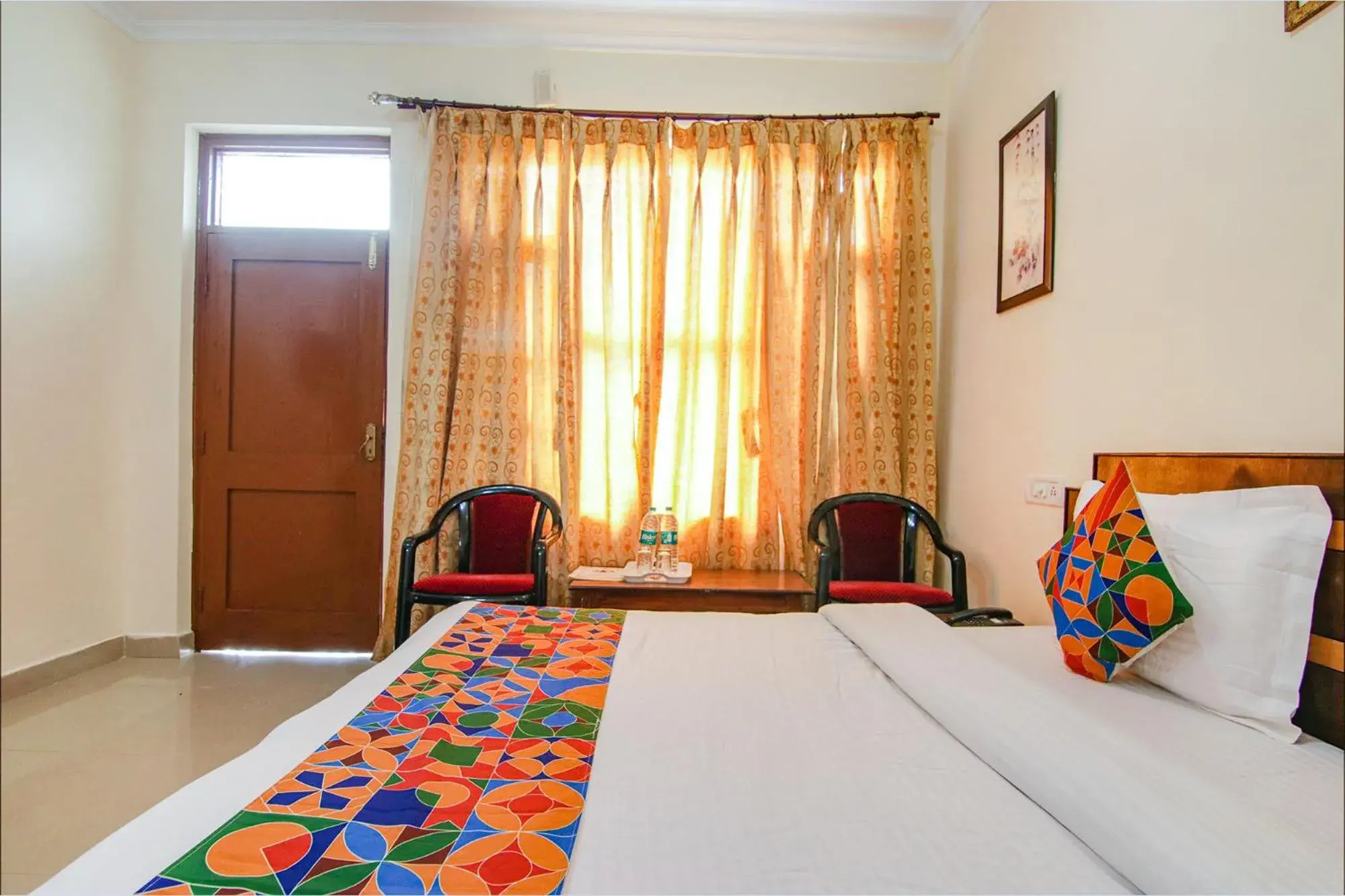 Bed in OYO 4205 Hotel Anuj Regency