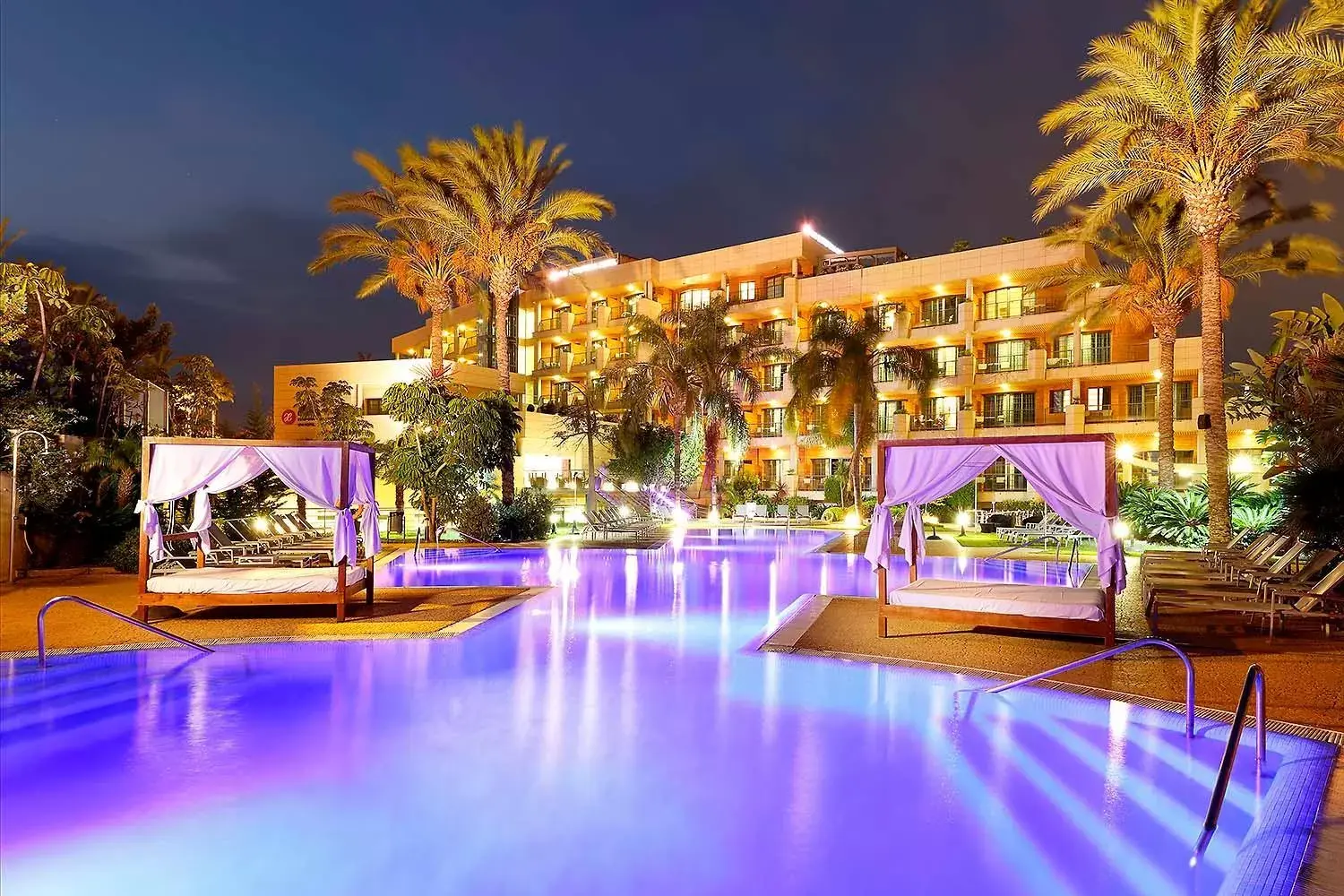 Swimming Pool in Exe Estepona Thalasso & Spa- Adults Only
