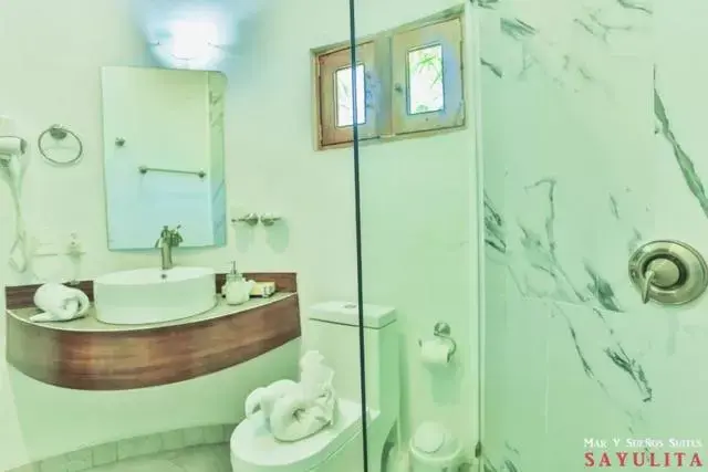 Bathroom in Mar y Sueños