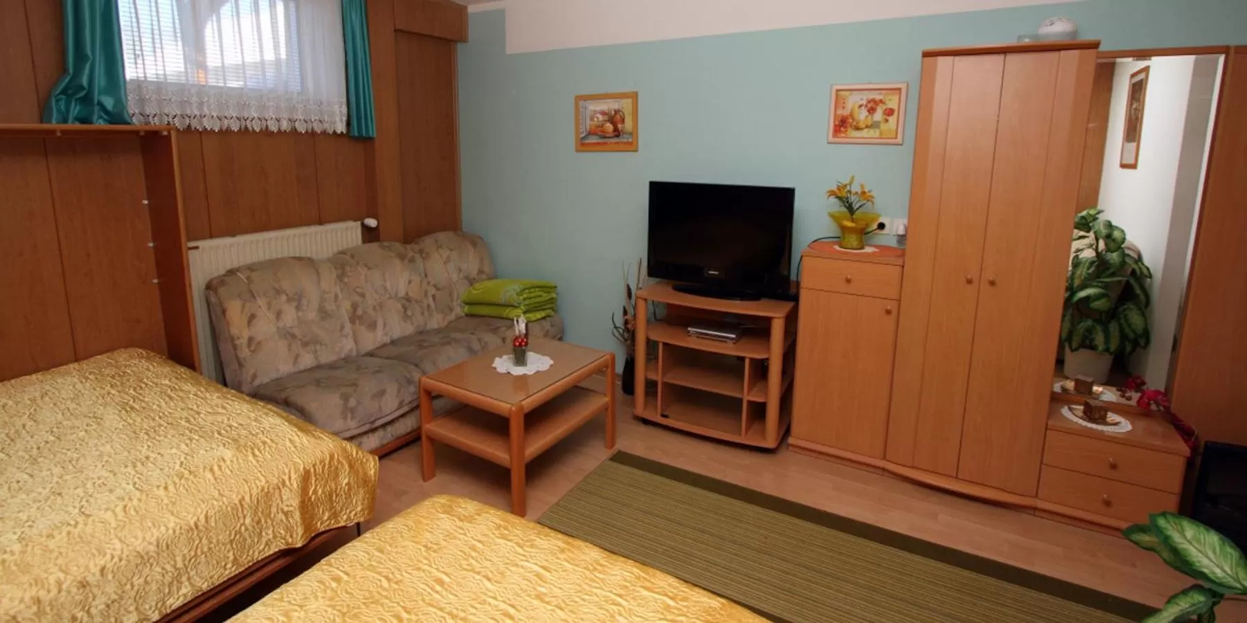 Bedroom, Bed in Rooms & Apartments Jana