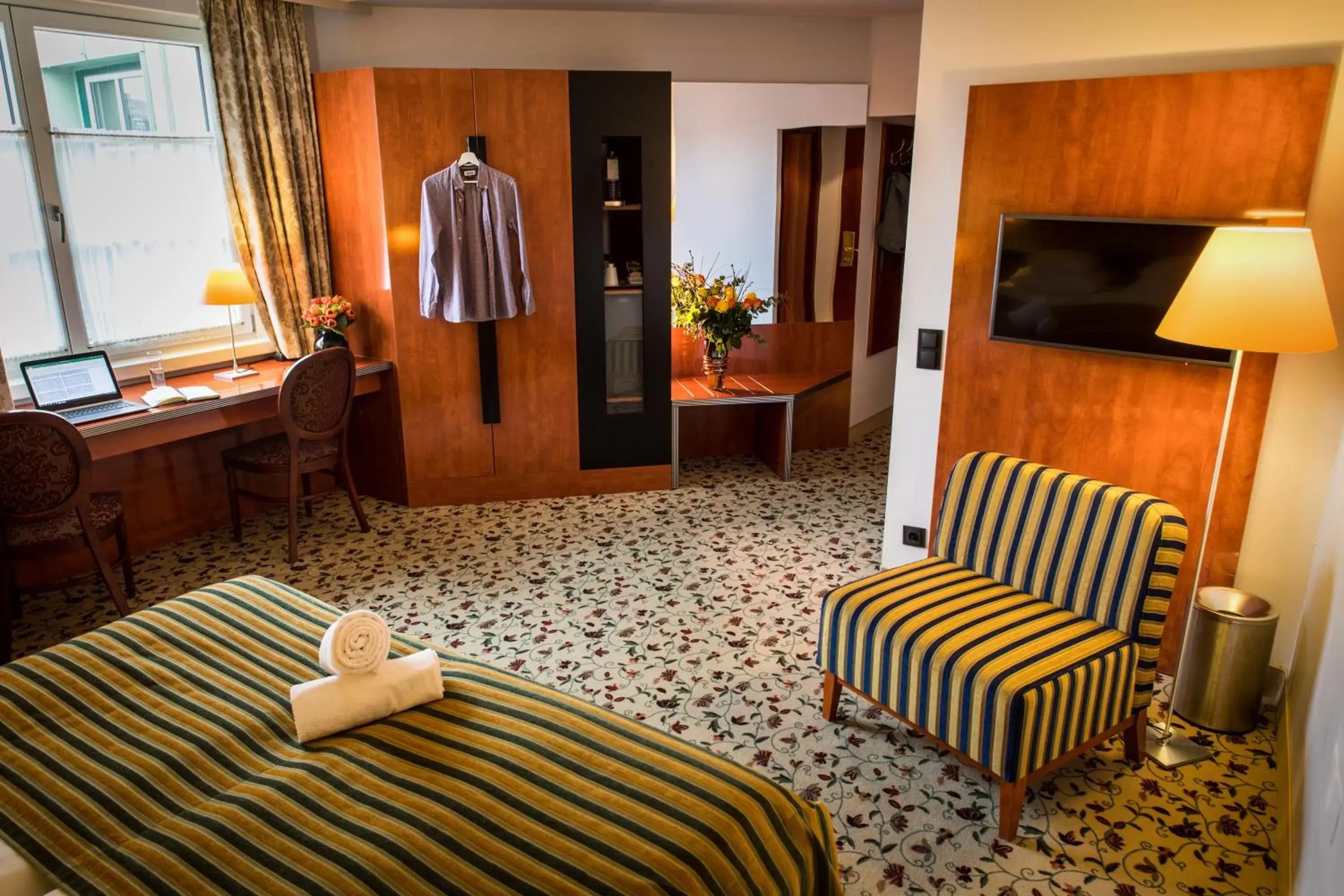 Photo of the whole room, Seating Area in Mercure Grand Hotel Biedermeier Wien