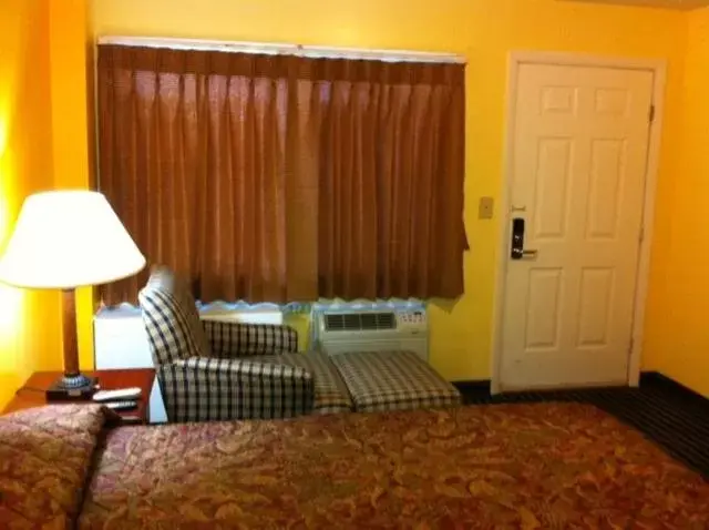 Bed in Ashford Motel