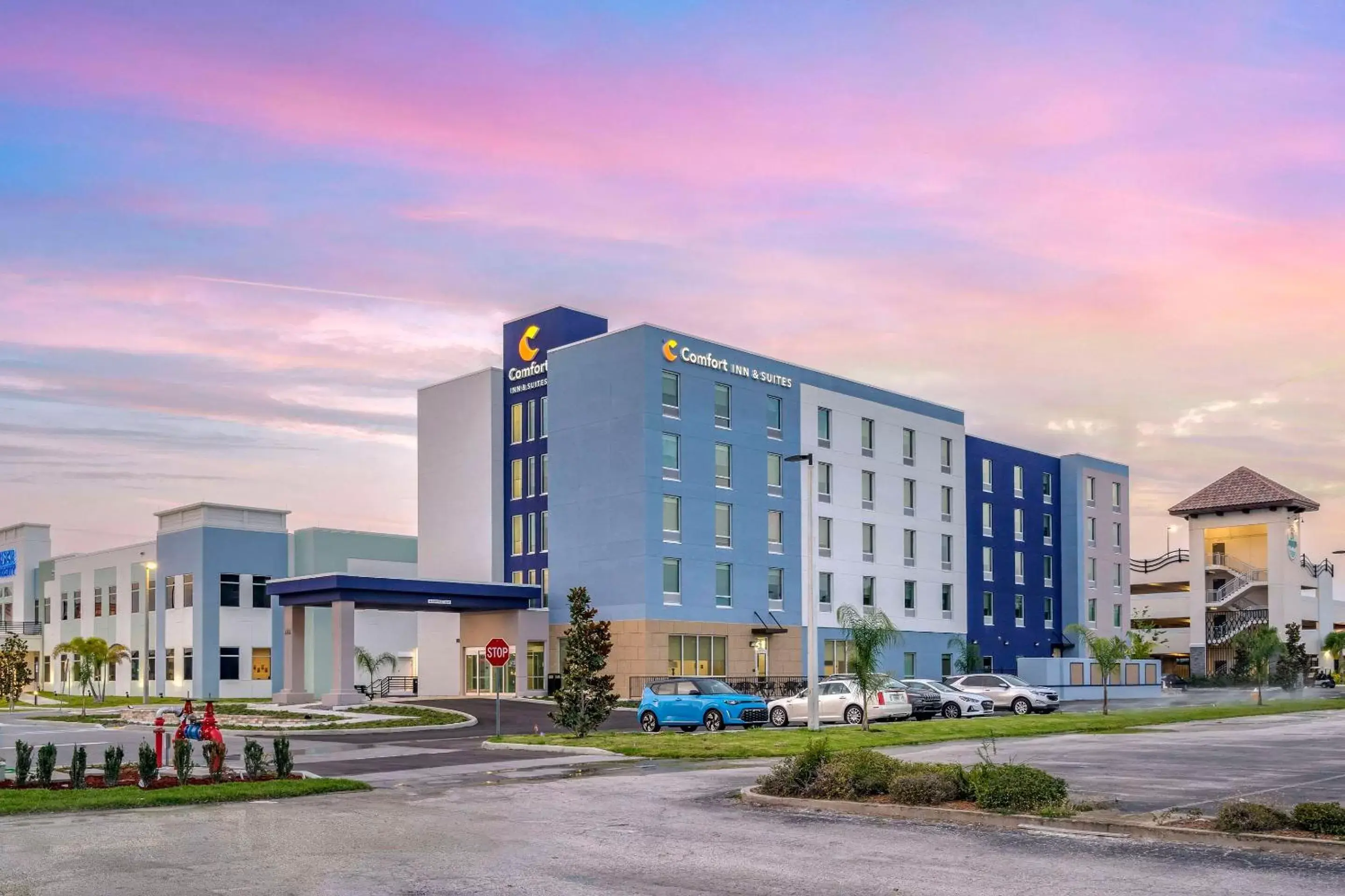 Property Building in Comfort Inn & Suites New Port Richey Downtown District