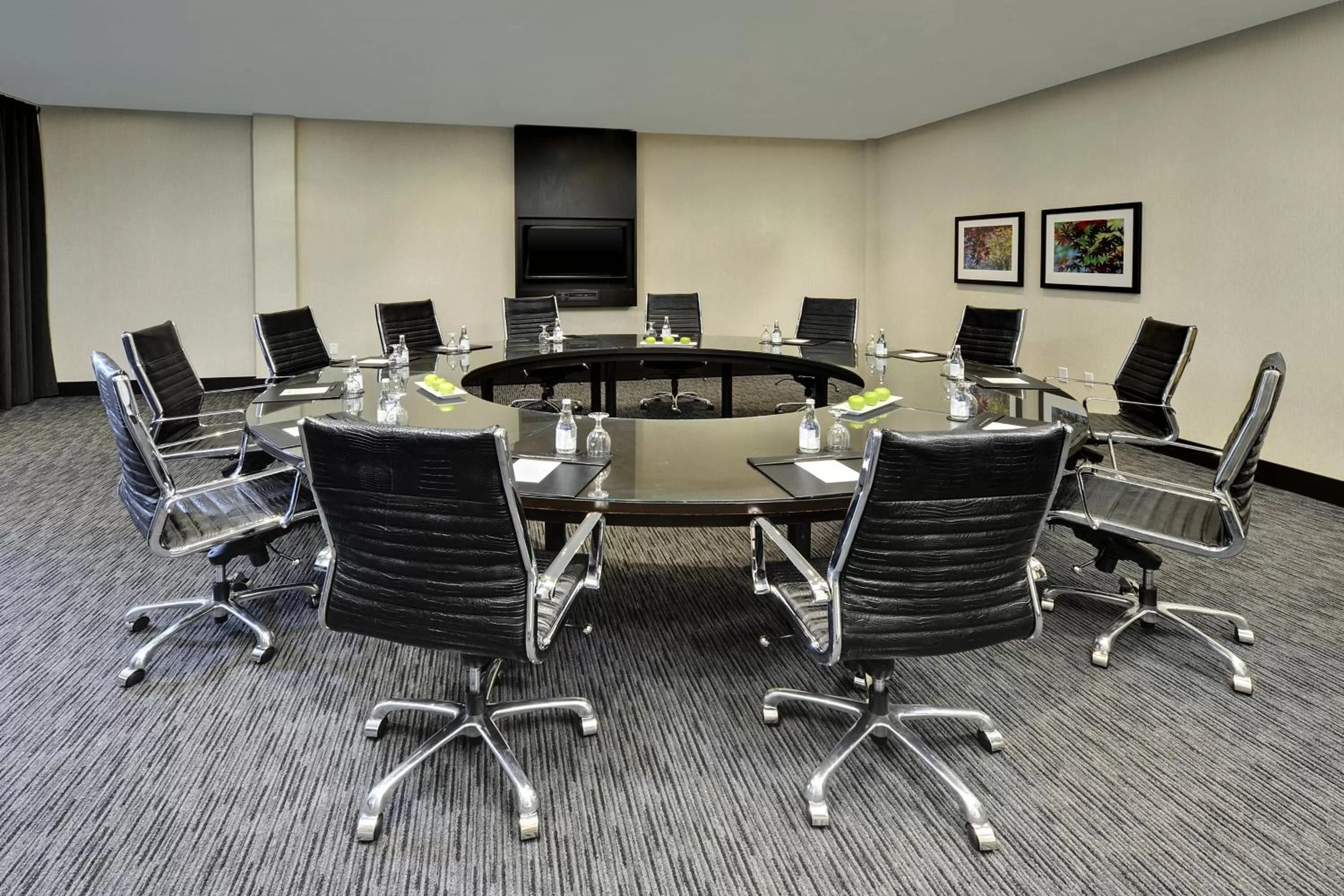 Meeting/conference room in Pan Pacific Toronto