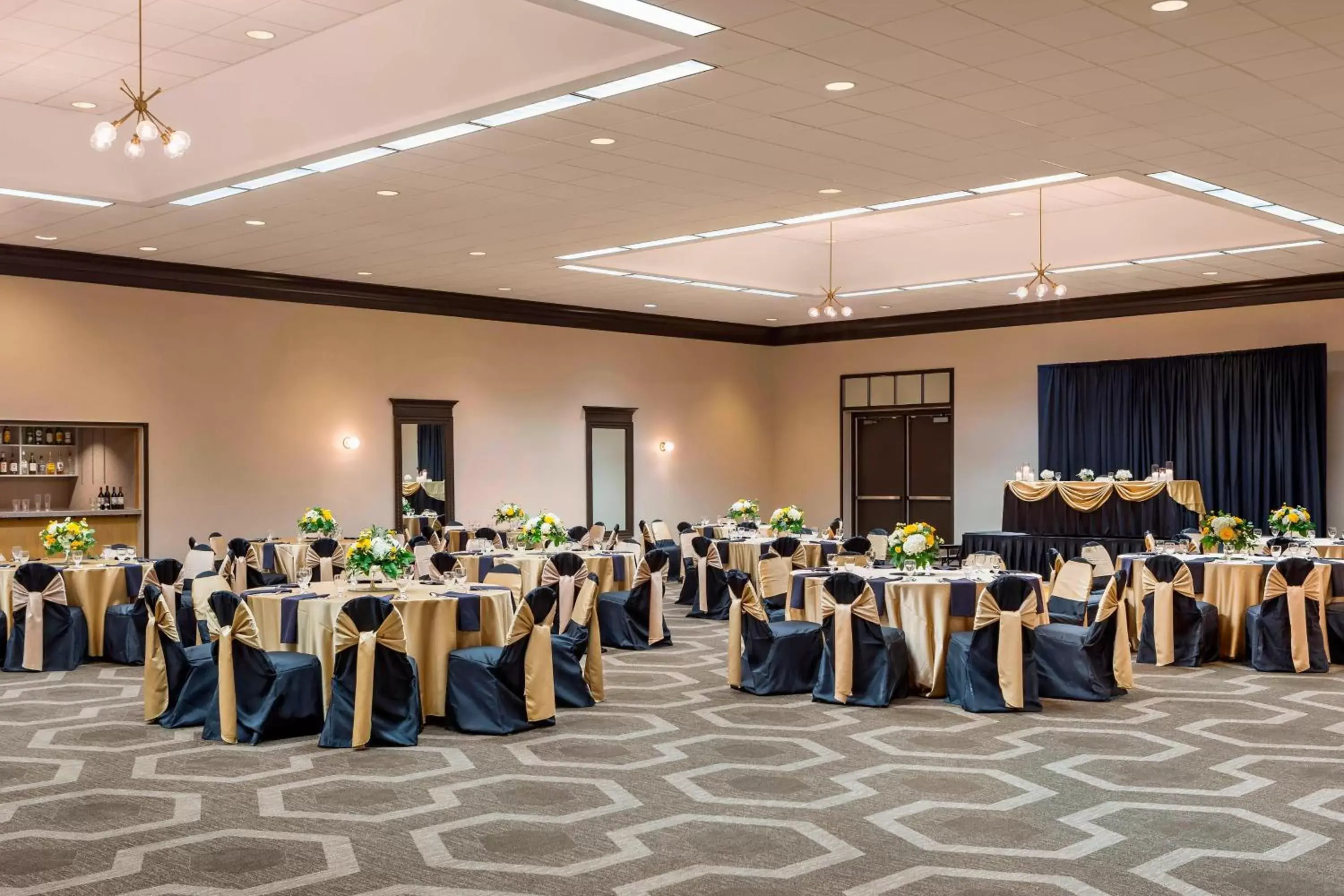Meeting/conference room, Banquet Facilities in Four Points by Sheraton Milwaukee Airport