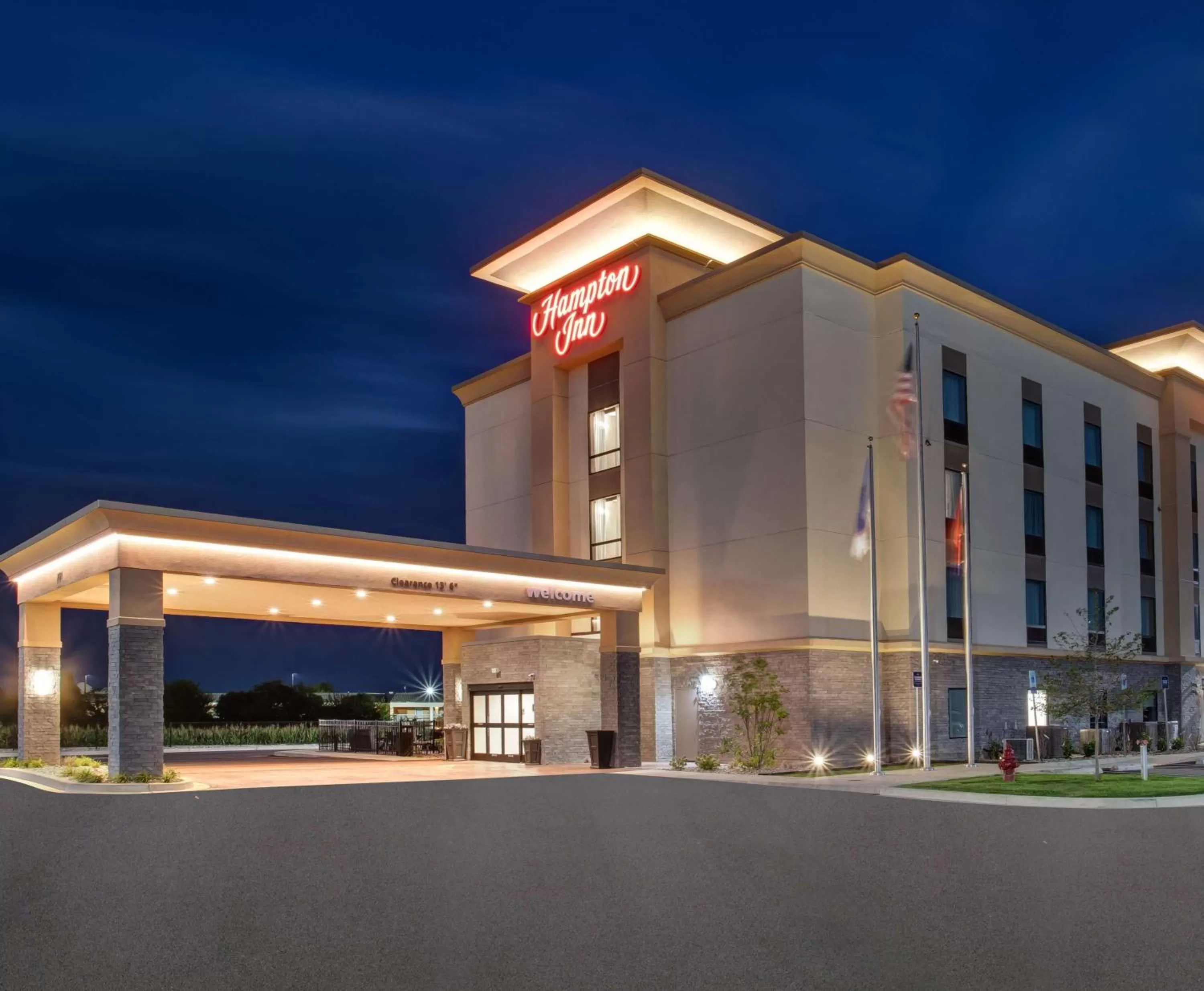 Property building in Hampton Inn Union City, Tn
