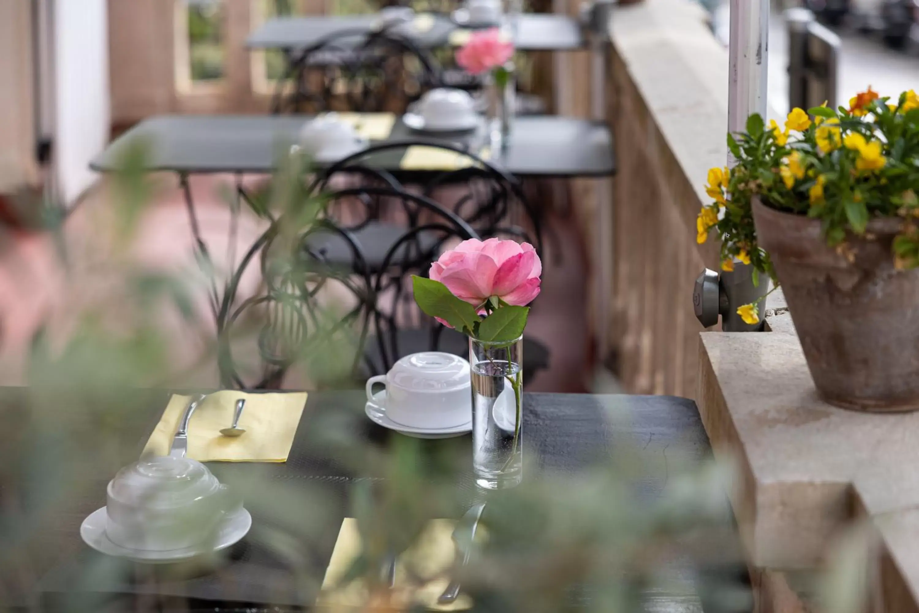 Balcony/Terrace, Restaurant/Places to Eat in Hôtel & Espace Bien-être La Maison du Lierre