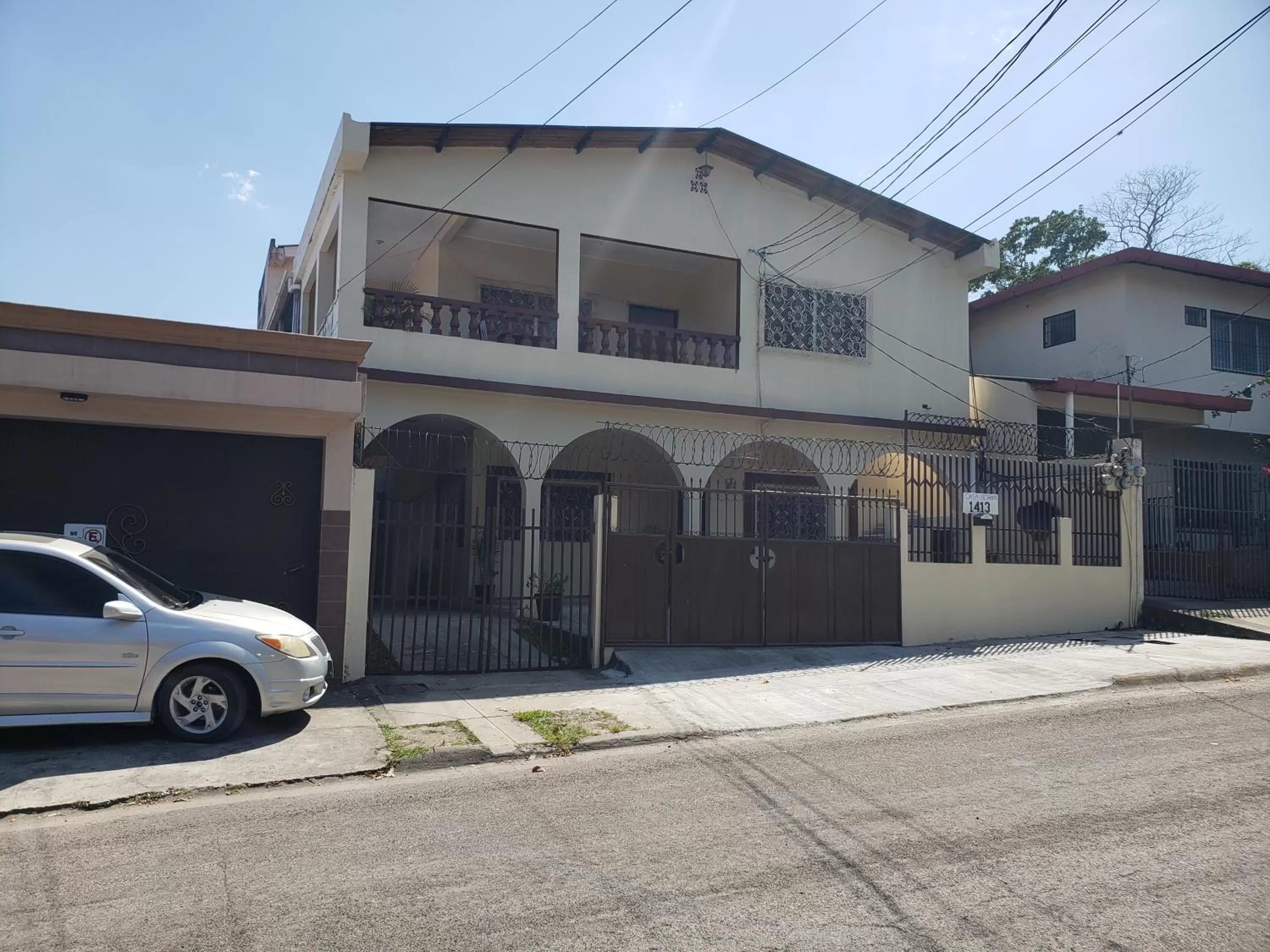 Property building in Casa Altamira