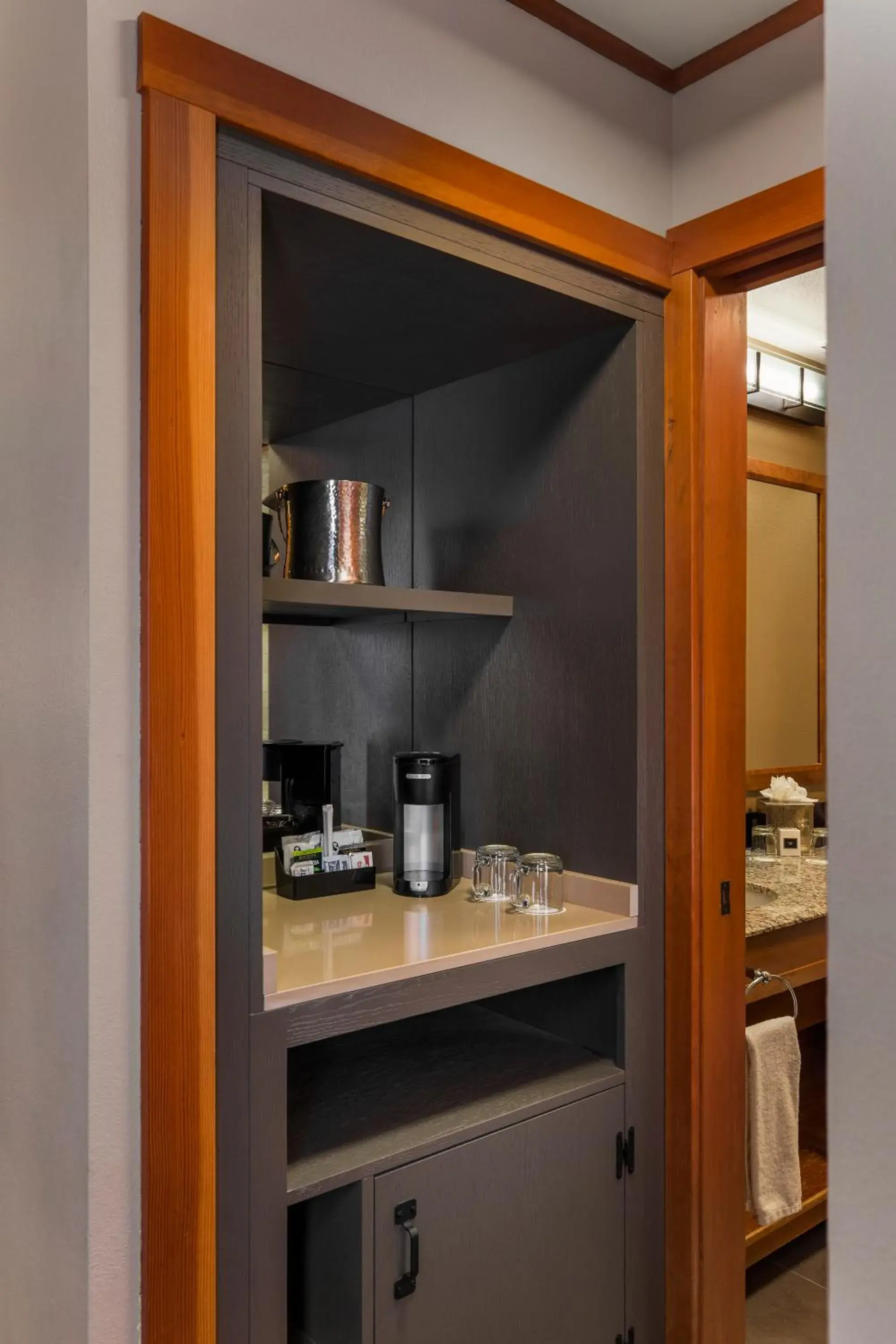 Kitchen/Kitchenette in Skamania Lodge