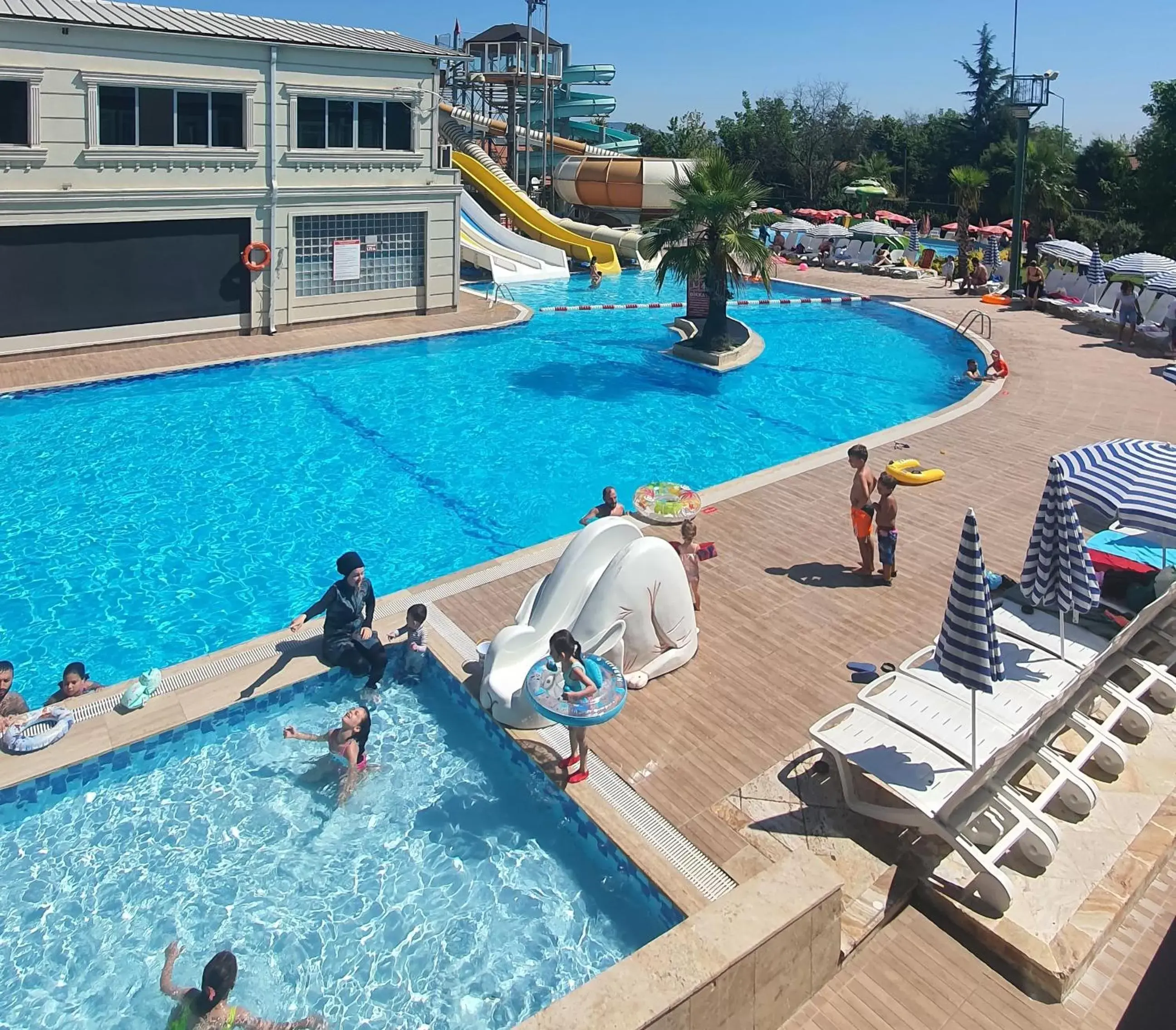 Swimming Pool in Sapanca Aqua Wellness SPA Hotel & Aqua Park