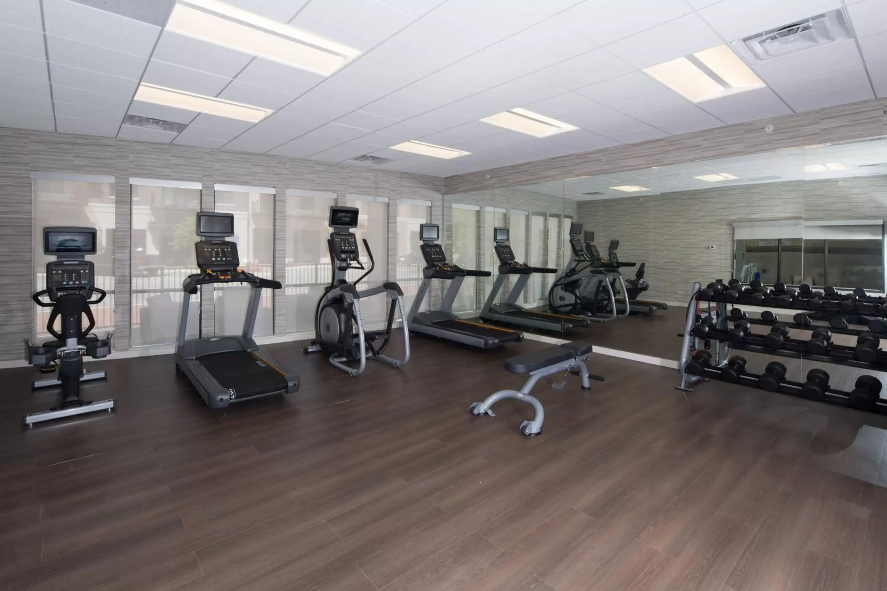 Fitness centre/facilities, Fitness Center/Facilities in Courtyard Bay City