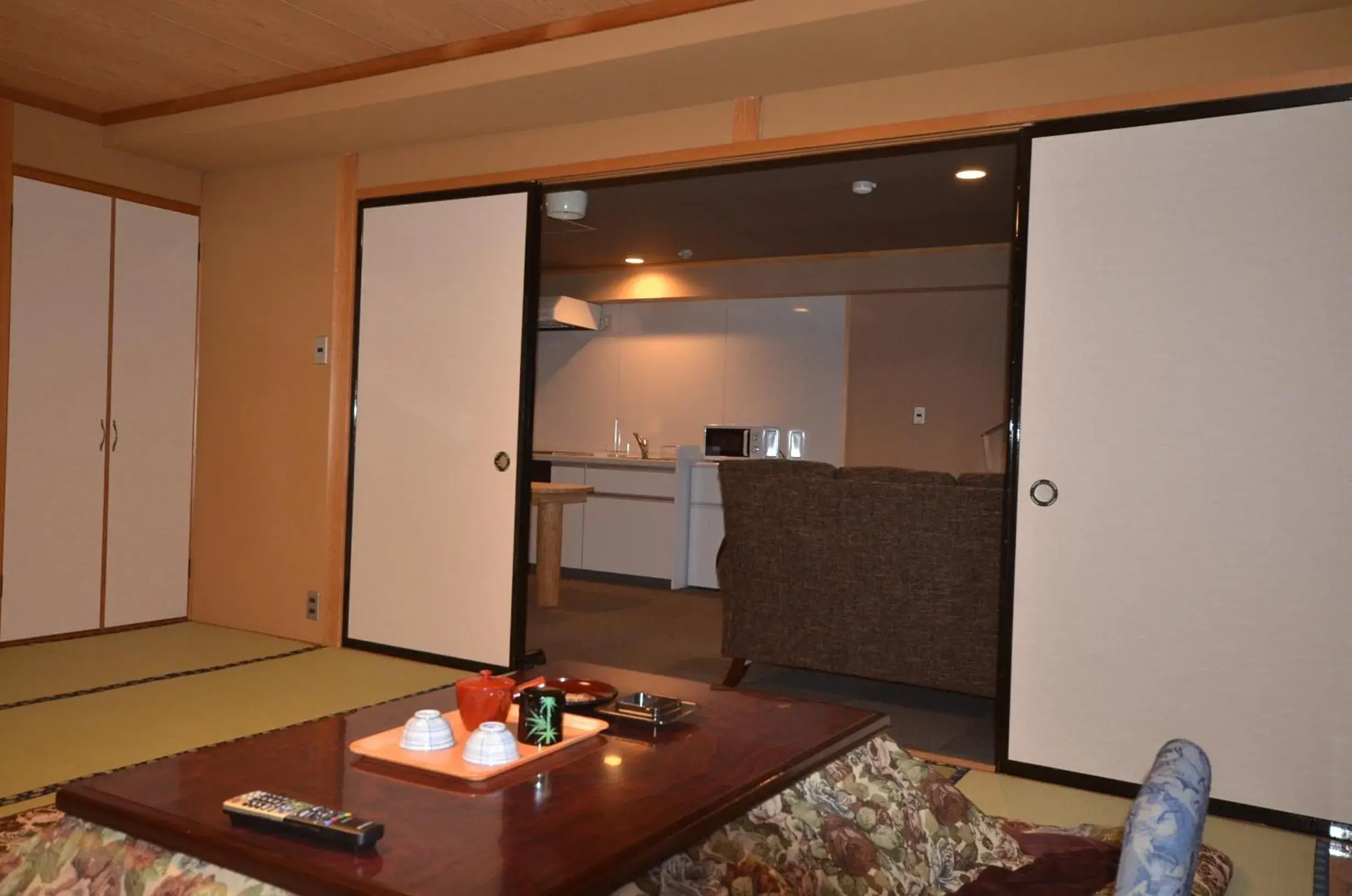 Dining area, Lobby/Reception in Shiga Palace Hotel