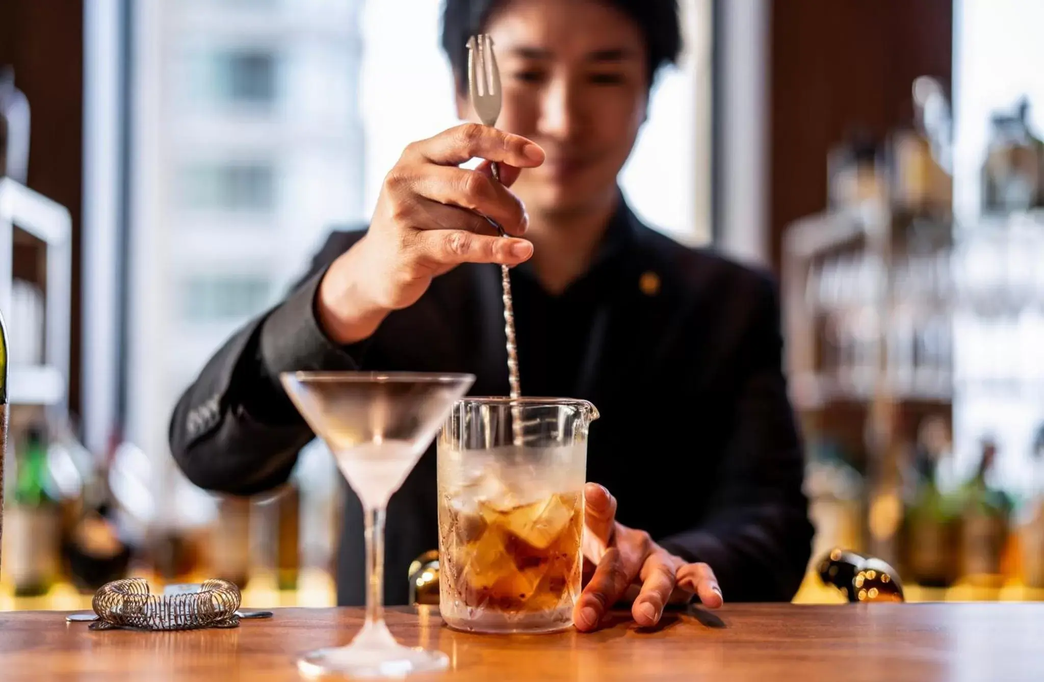 Lounge or bar in InterContinental Hotel Osaka, an IHG Hotel