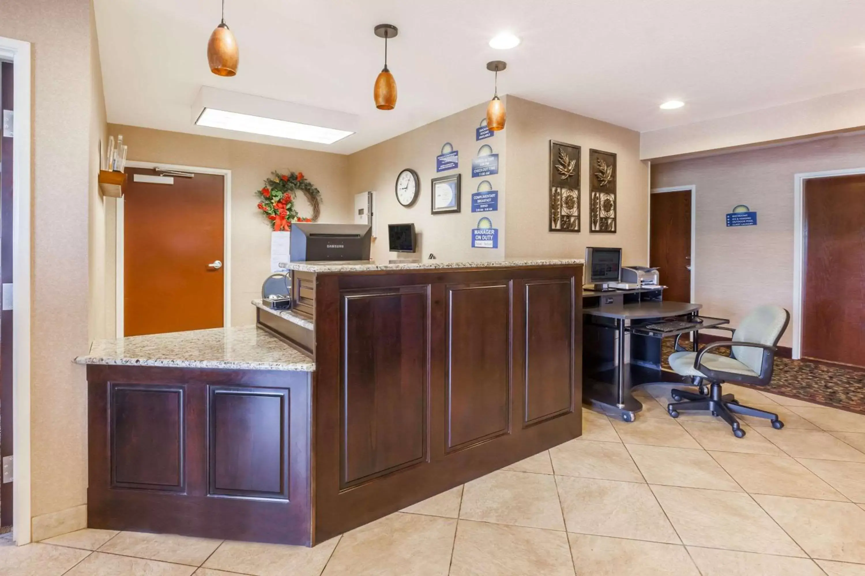 Lobby or reception in Days Inn by Wyndham Central City Lobby or reception in Days Inn by Wyndham Central City