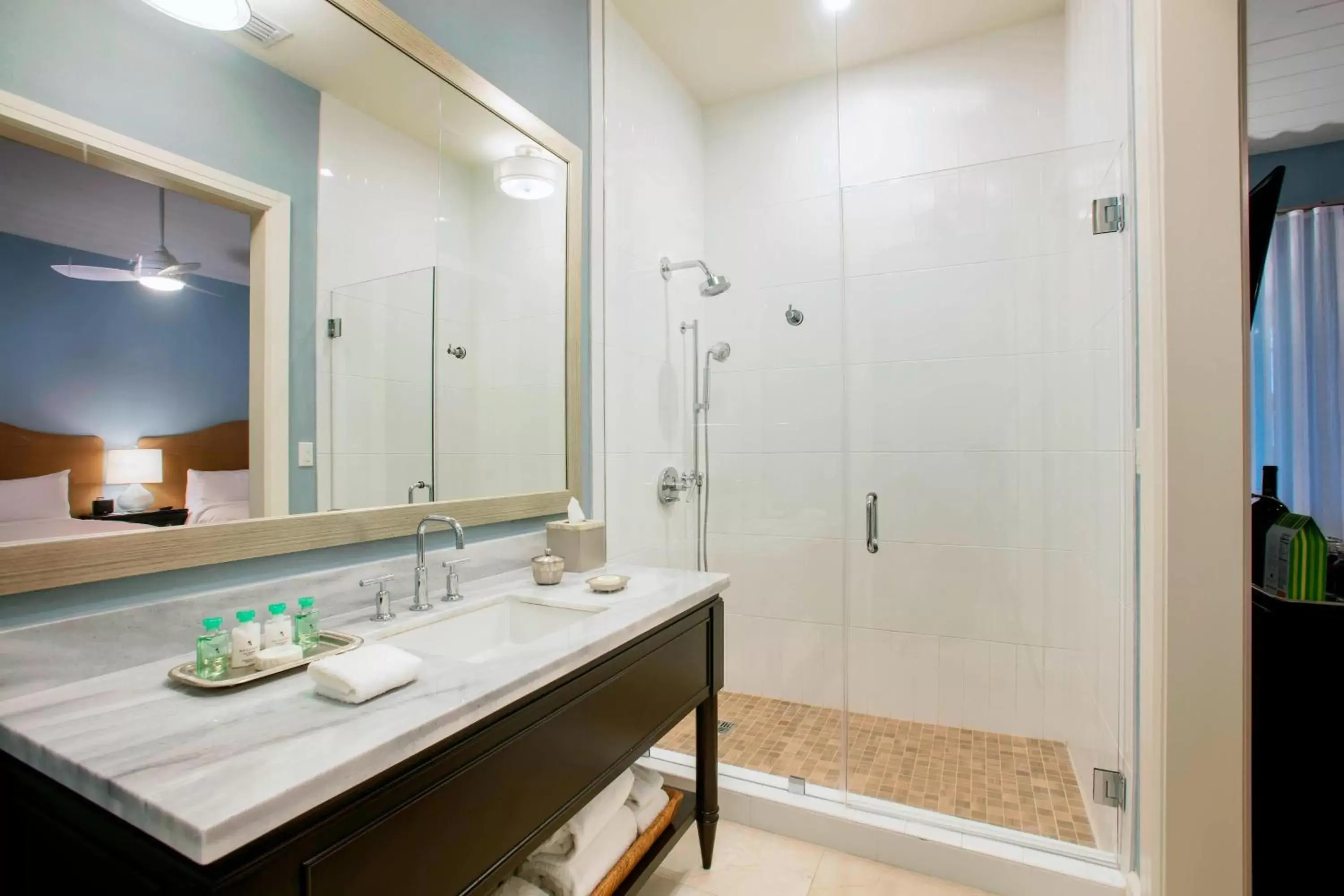 Bathroom in Playa Largo Resort & Spa, Autograph Collection