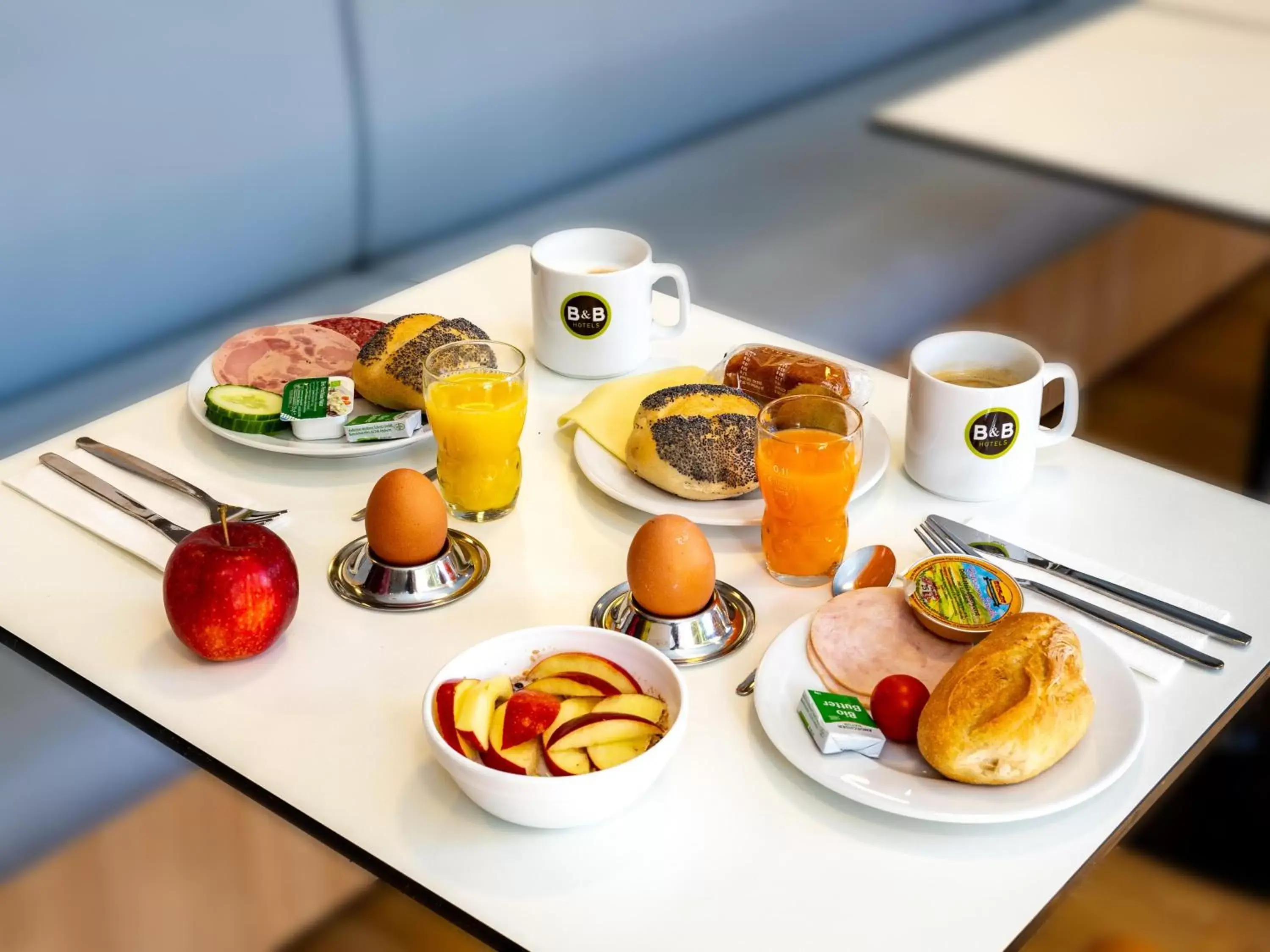 Restaurant/places to eat, Breakfast in B&B Hotel Magdeburg