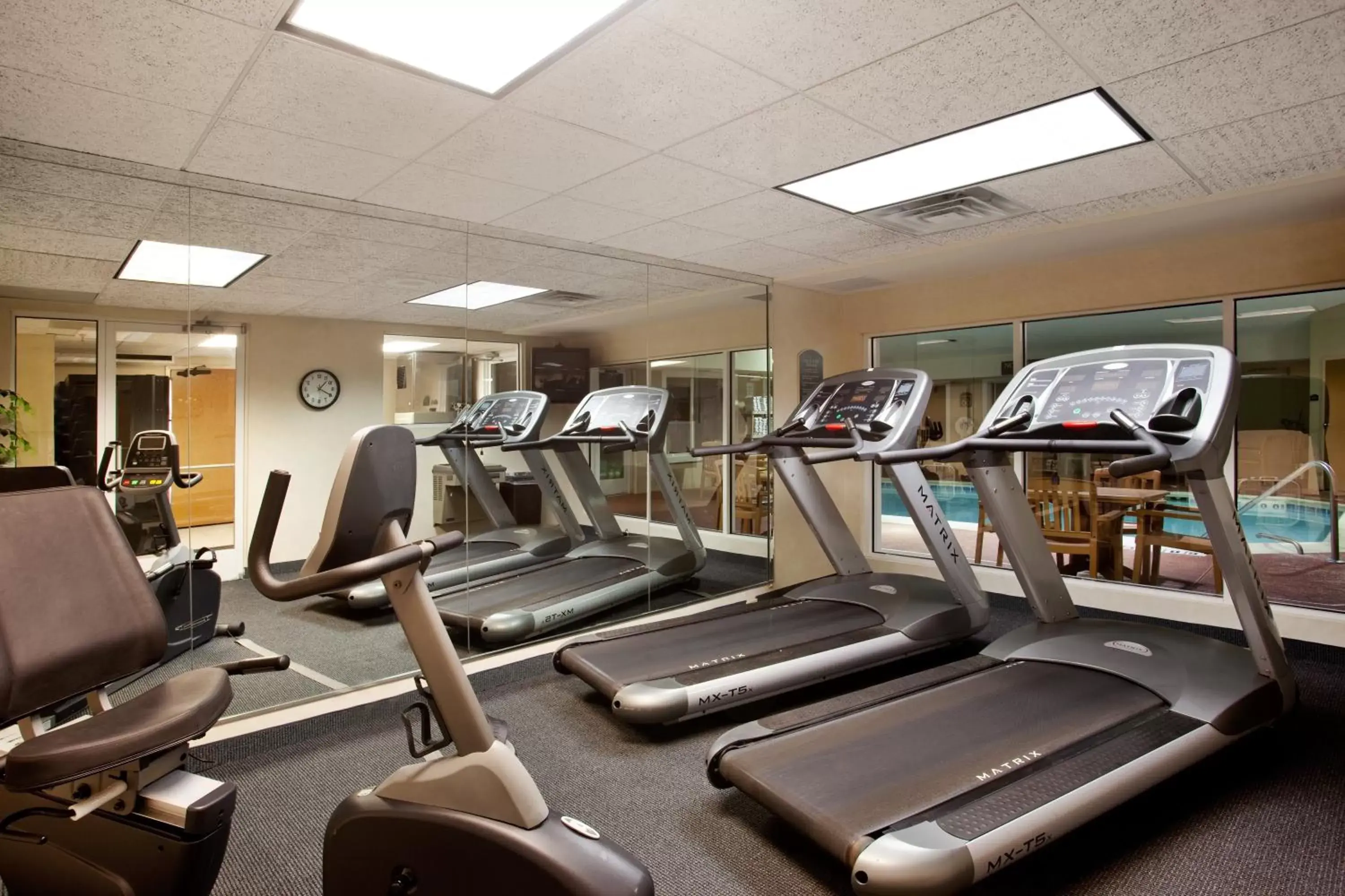 Fitness centre/facilities, Fitness Center/Facilities in Holiday Inn Express Hotel & Suites-Saint Joseph, an IHG Hotel
