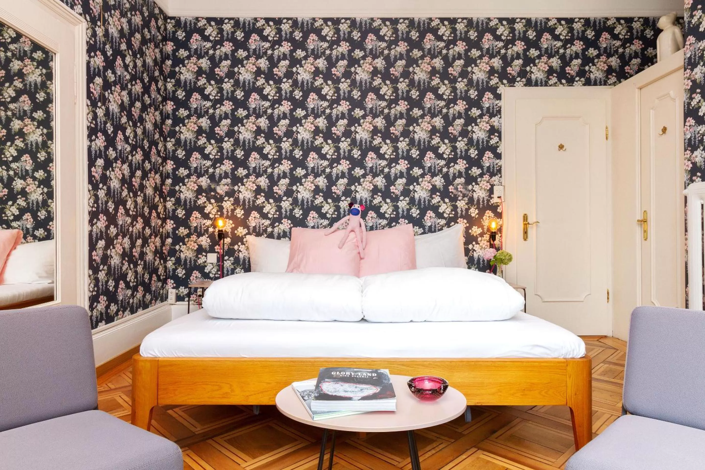 Photo of the whole room, Bed in Hotel Beau Séjour Lucerne