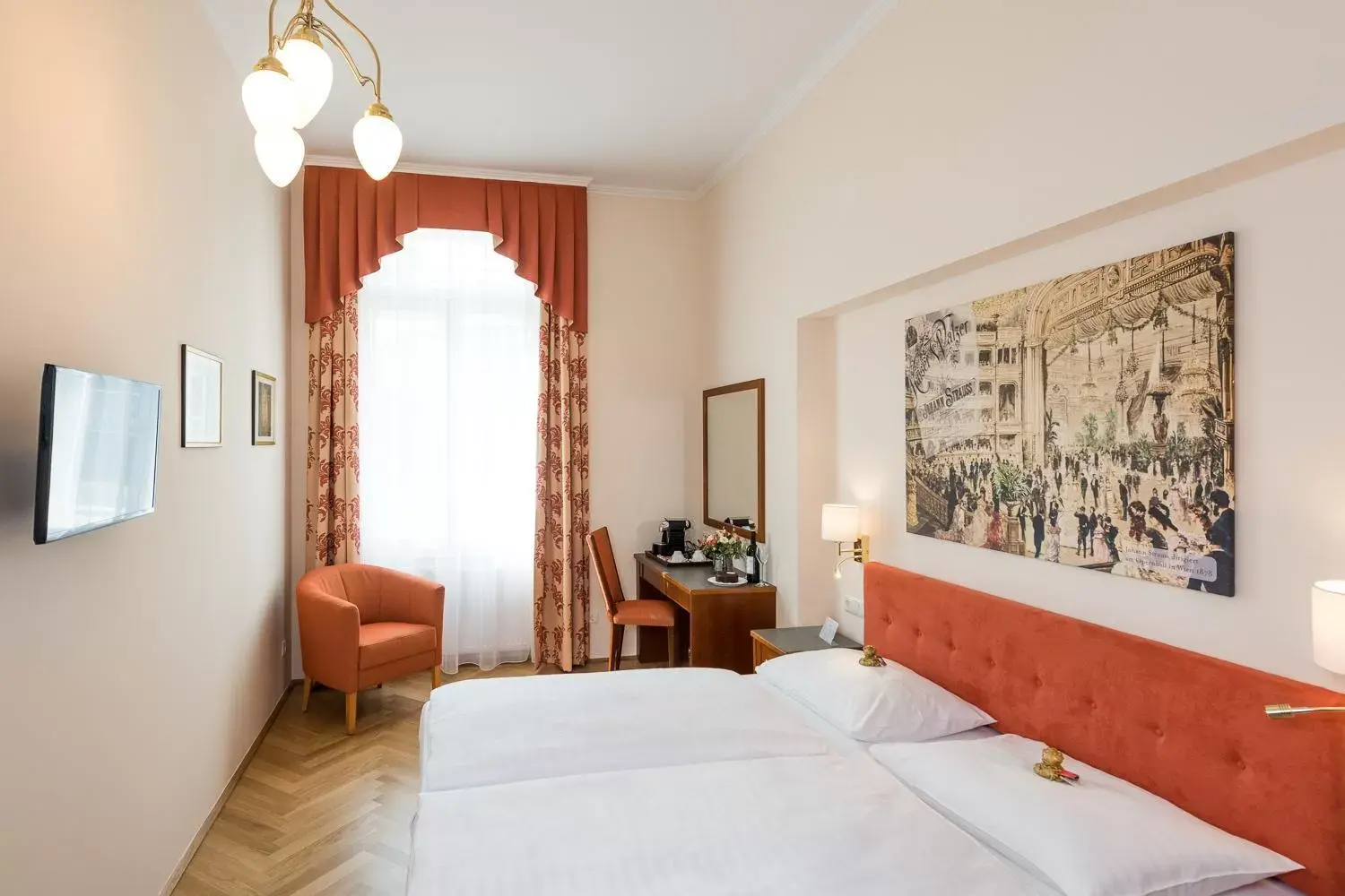 Bed in Hotel Johann Strauss