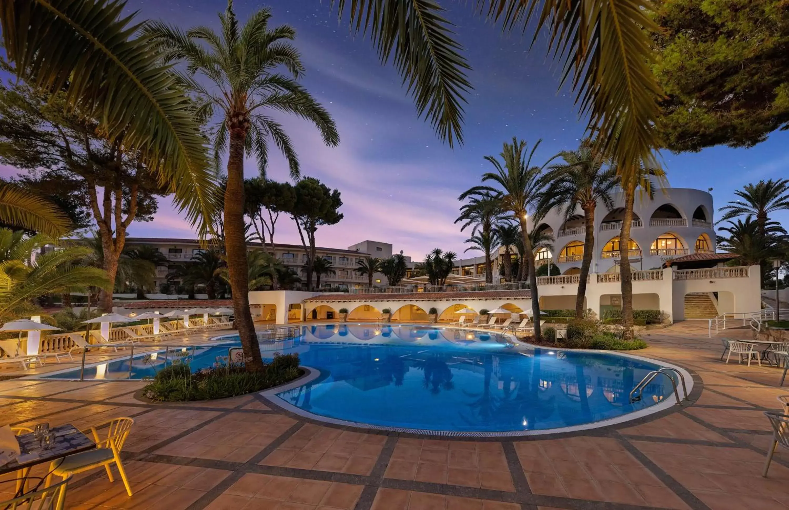 Swimming Pool in Hilton Mallorca Galatzo