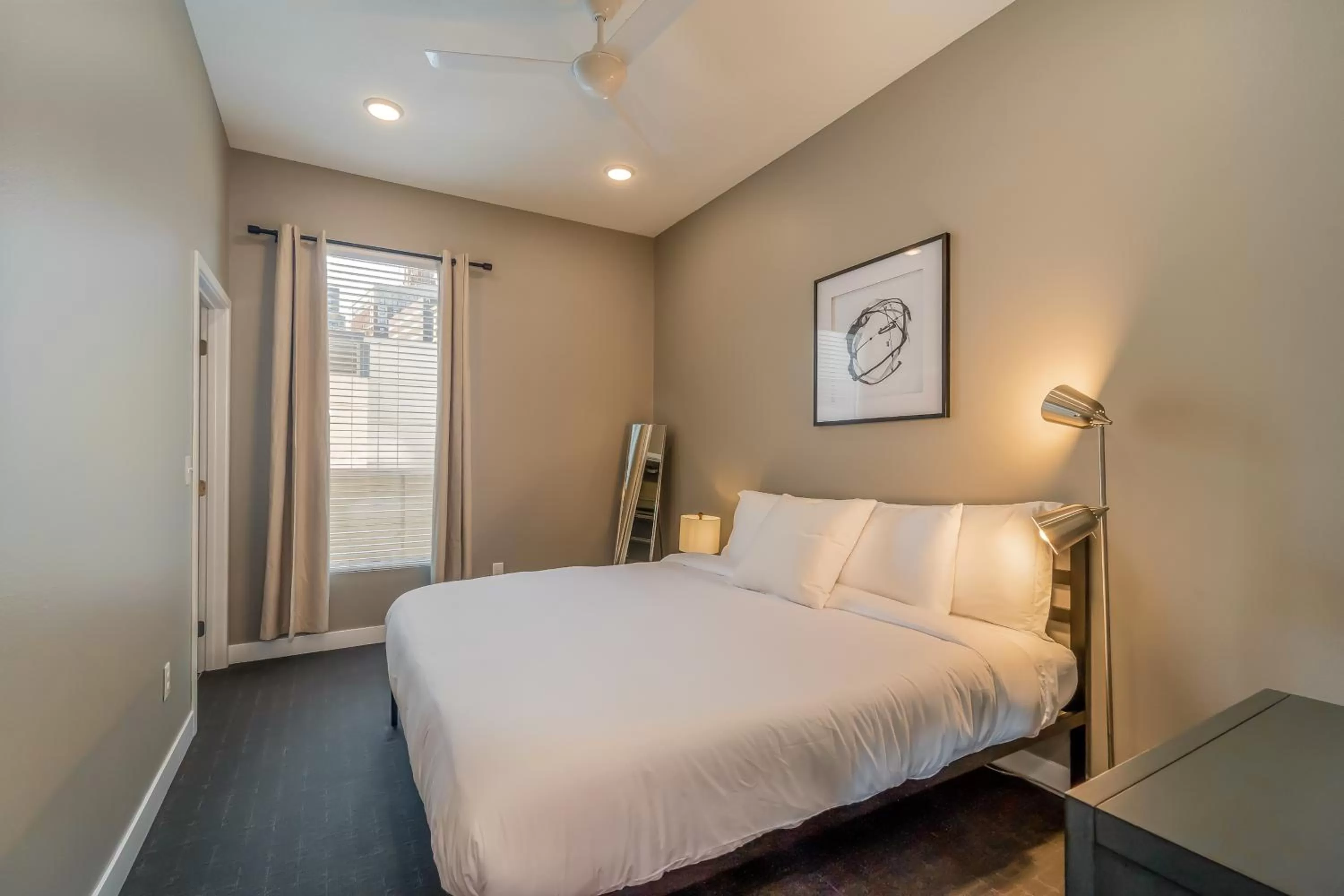 One-Bedroom Apartment (Self Check-in with Virtual Front Desk) in Kasa Downtown Des Moines