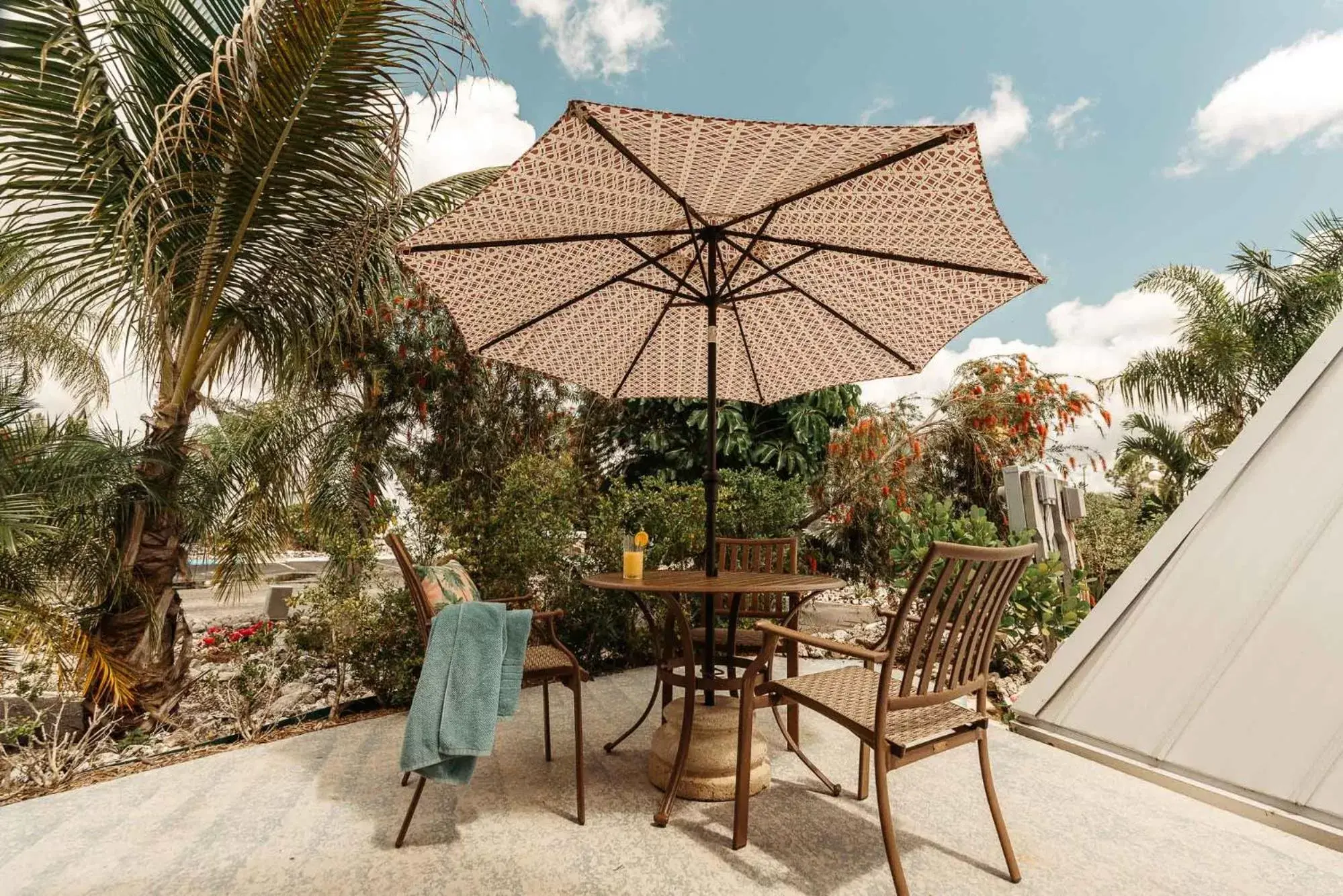 Balcony/Terrace in Pyramids in Florida