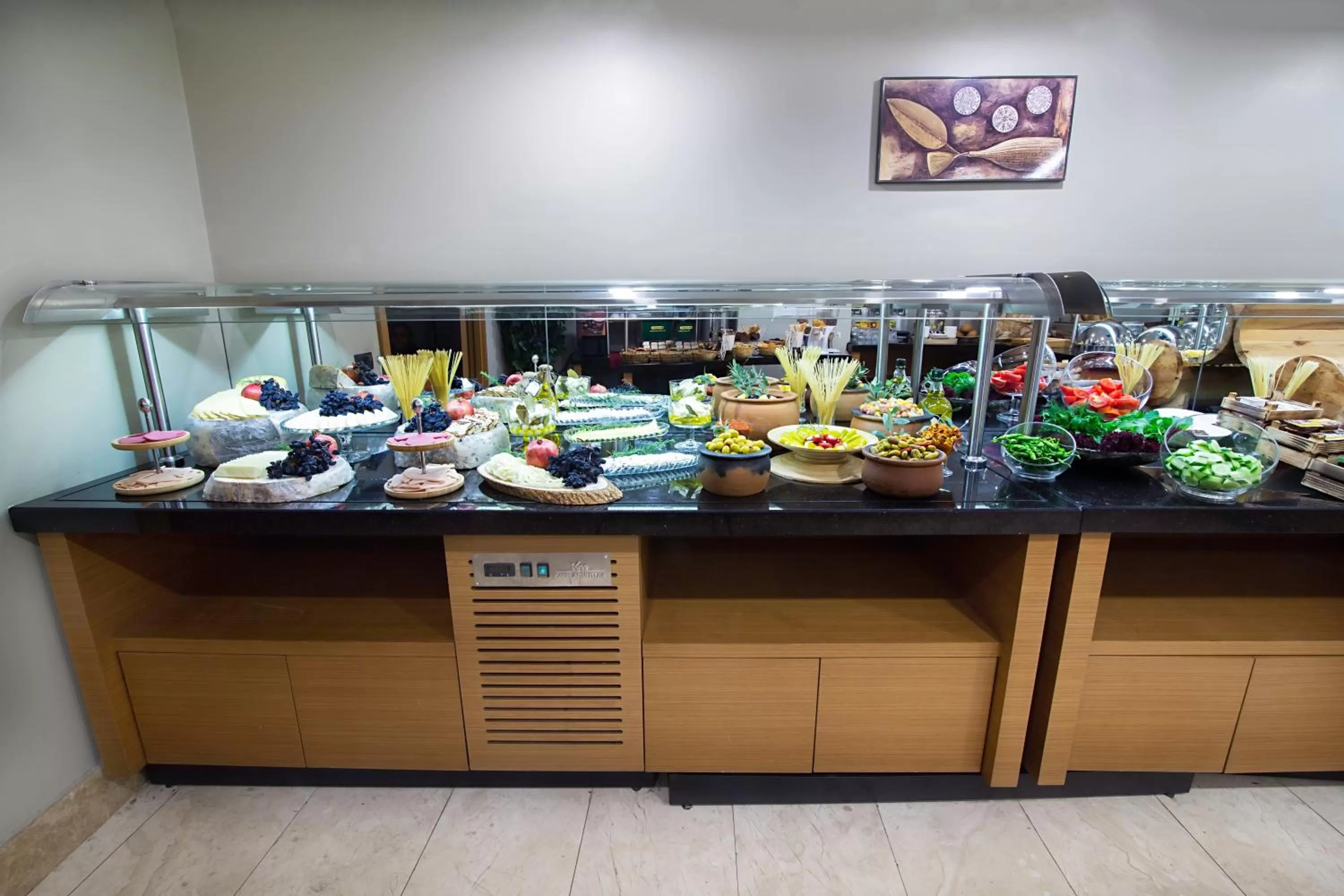 Food and drinks in Ramada Encore by Wyndham Gebze
