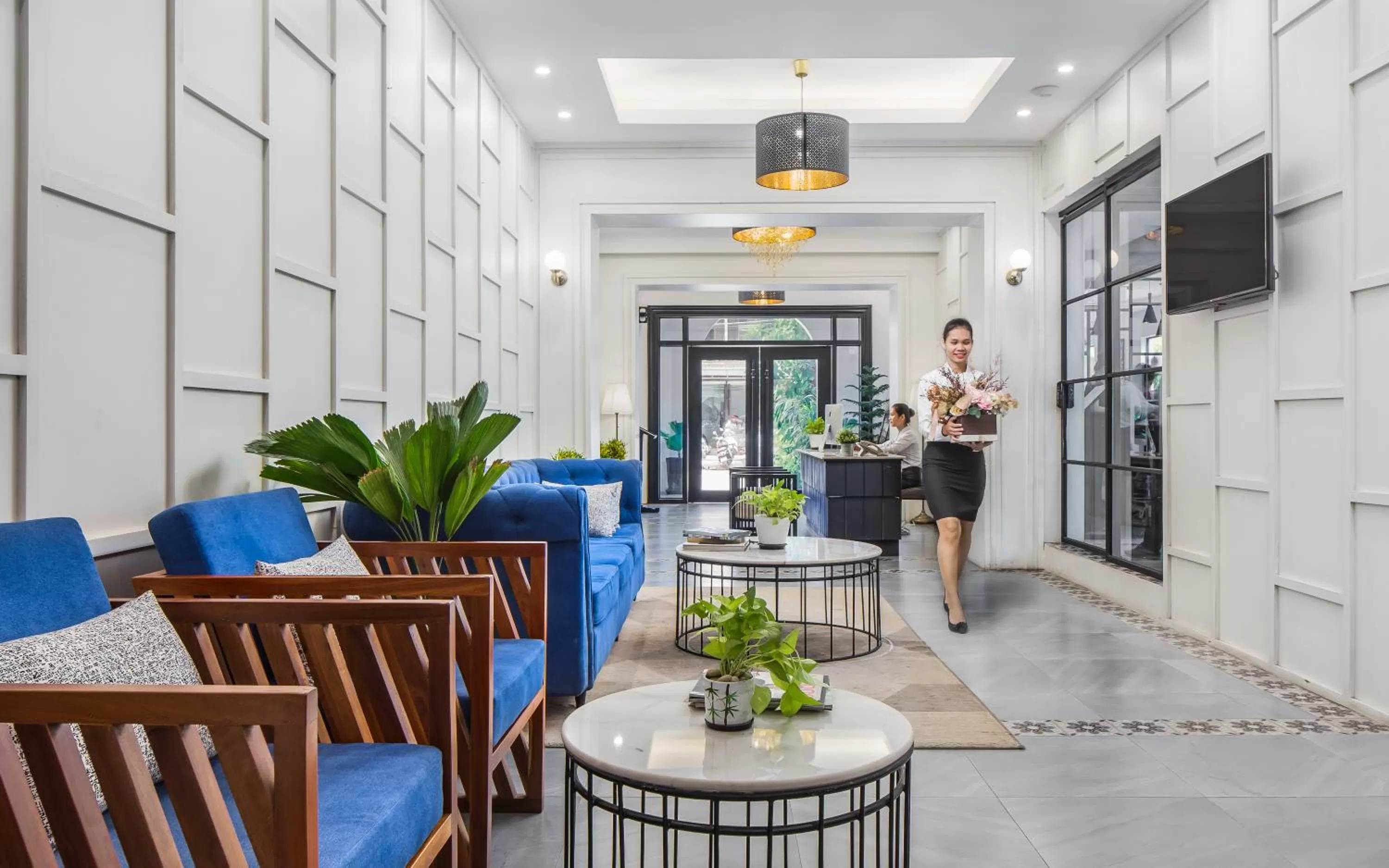 Lobby or reception in Blanc Smith Residence