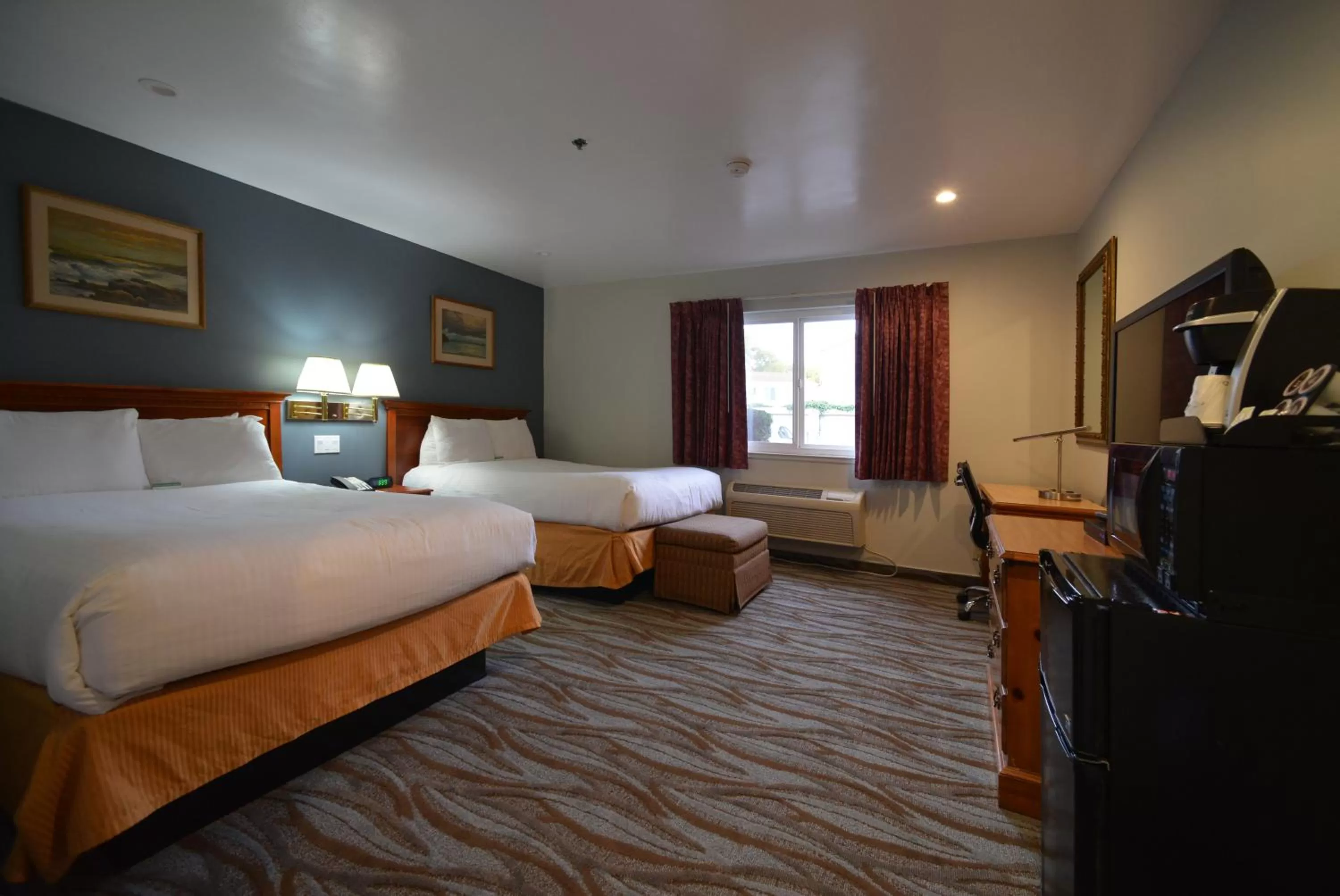 Bed in Cherry Orchard Inn