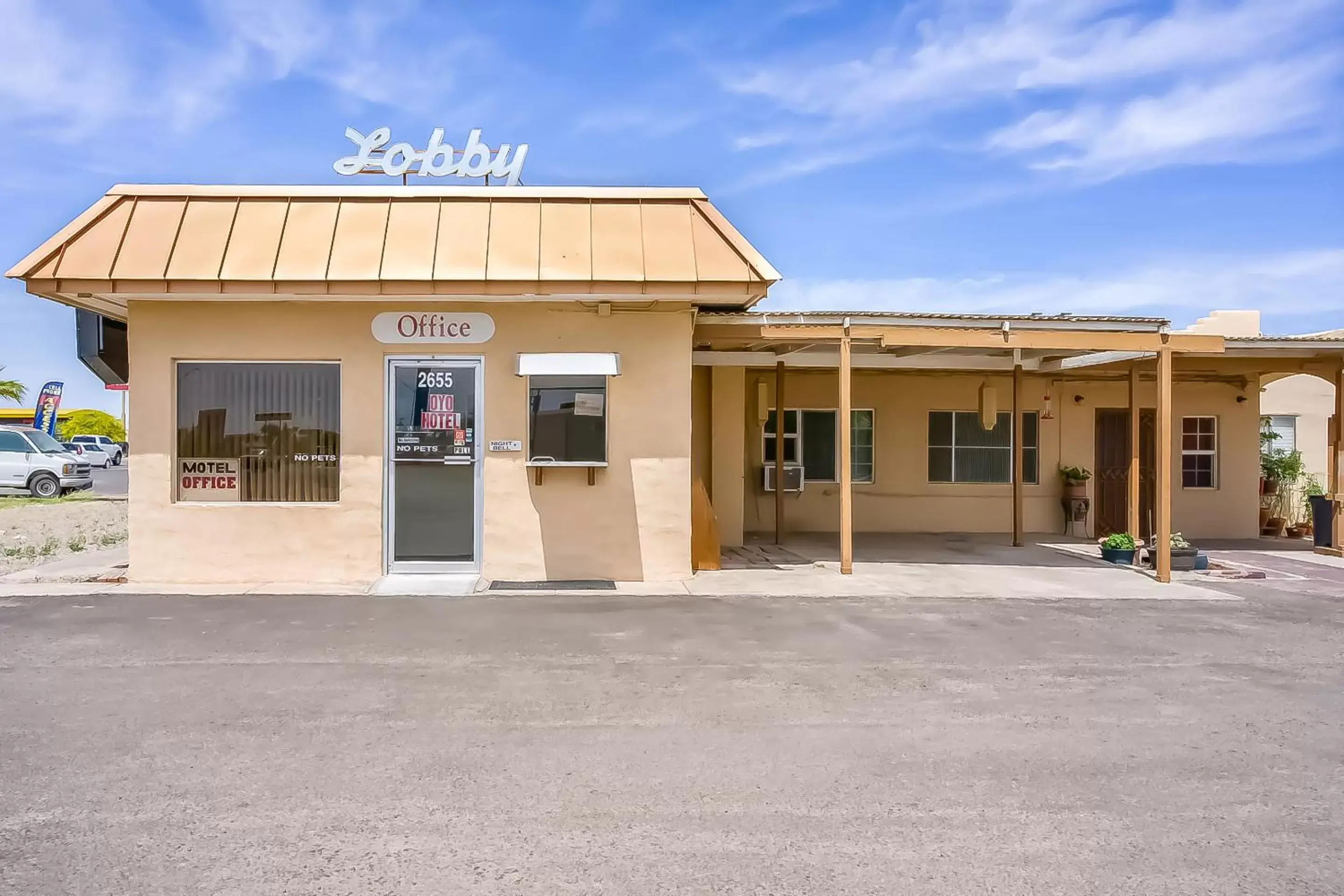 Lobby or reception, Property Building in OYO Hotel Yuma AZ - I-8 US-95