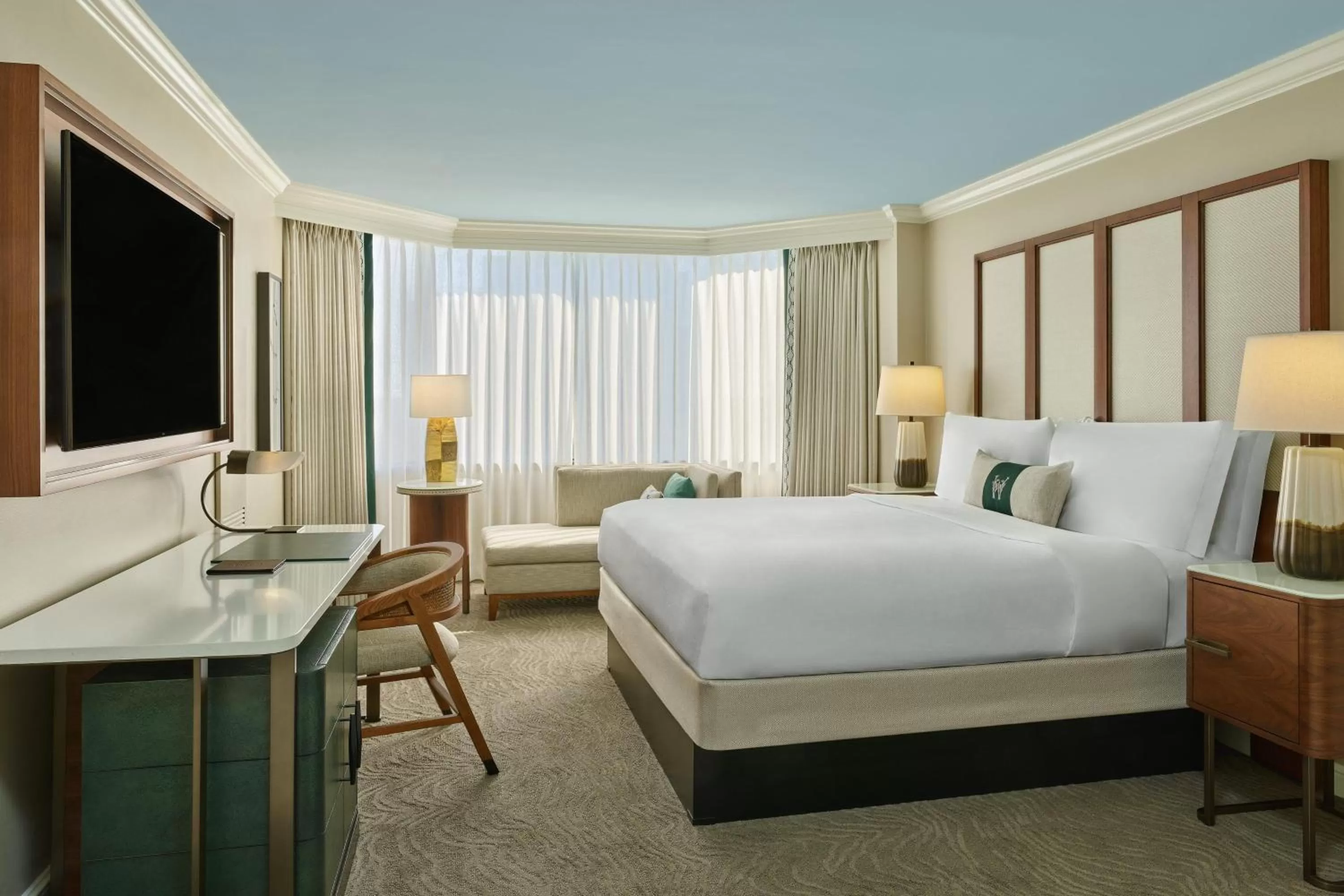 Photo of the whole room, Bed in The Whitley, a Luxury Collection Hotel, Atlanta Buckhead