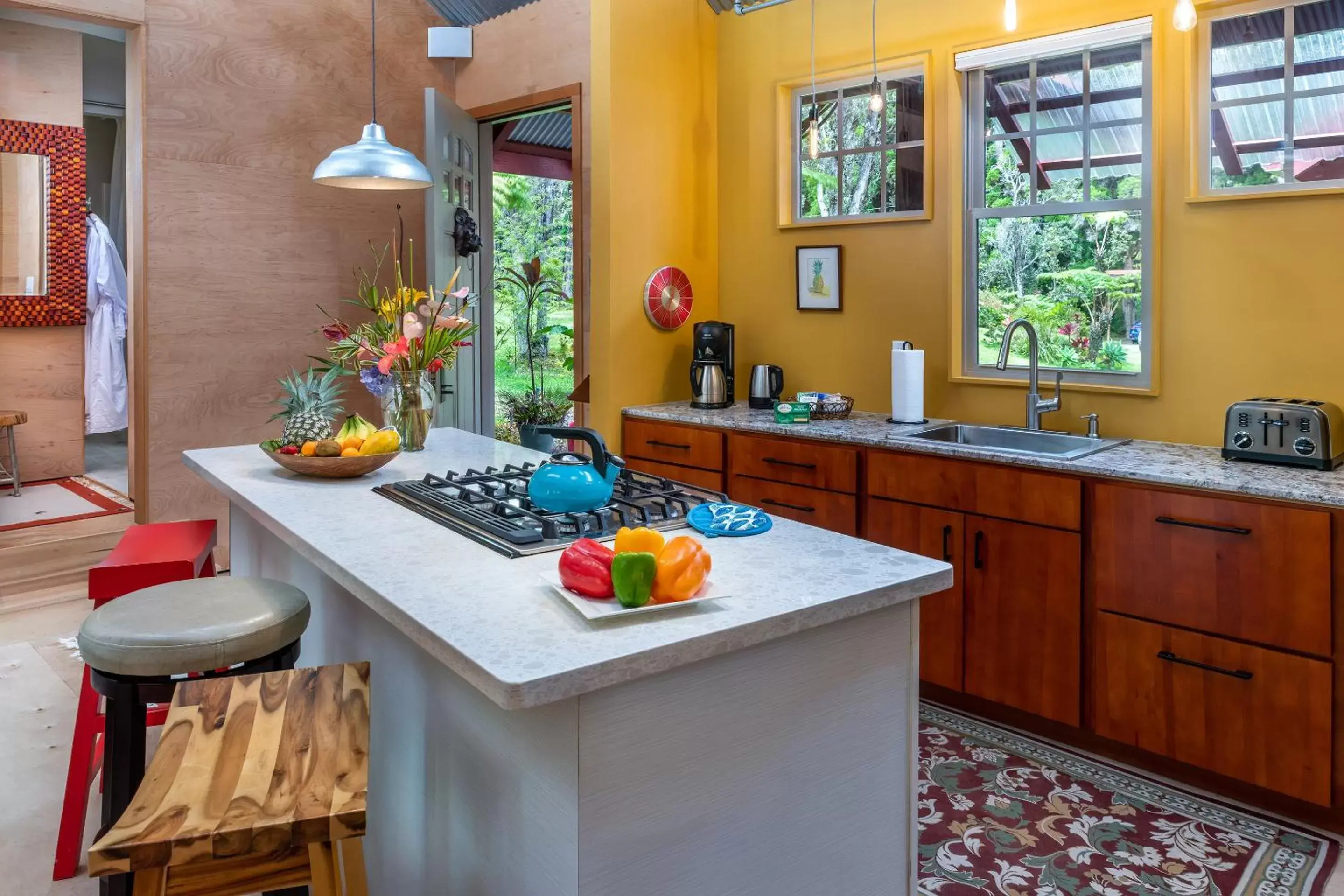 Kitchen or kitchenette, Kitchen/Kitchenette in Volcano Village Estates