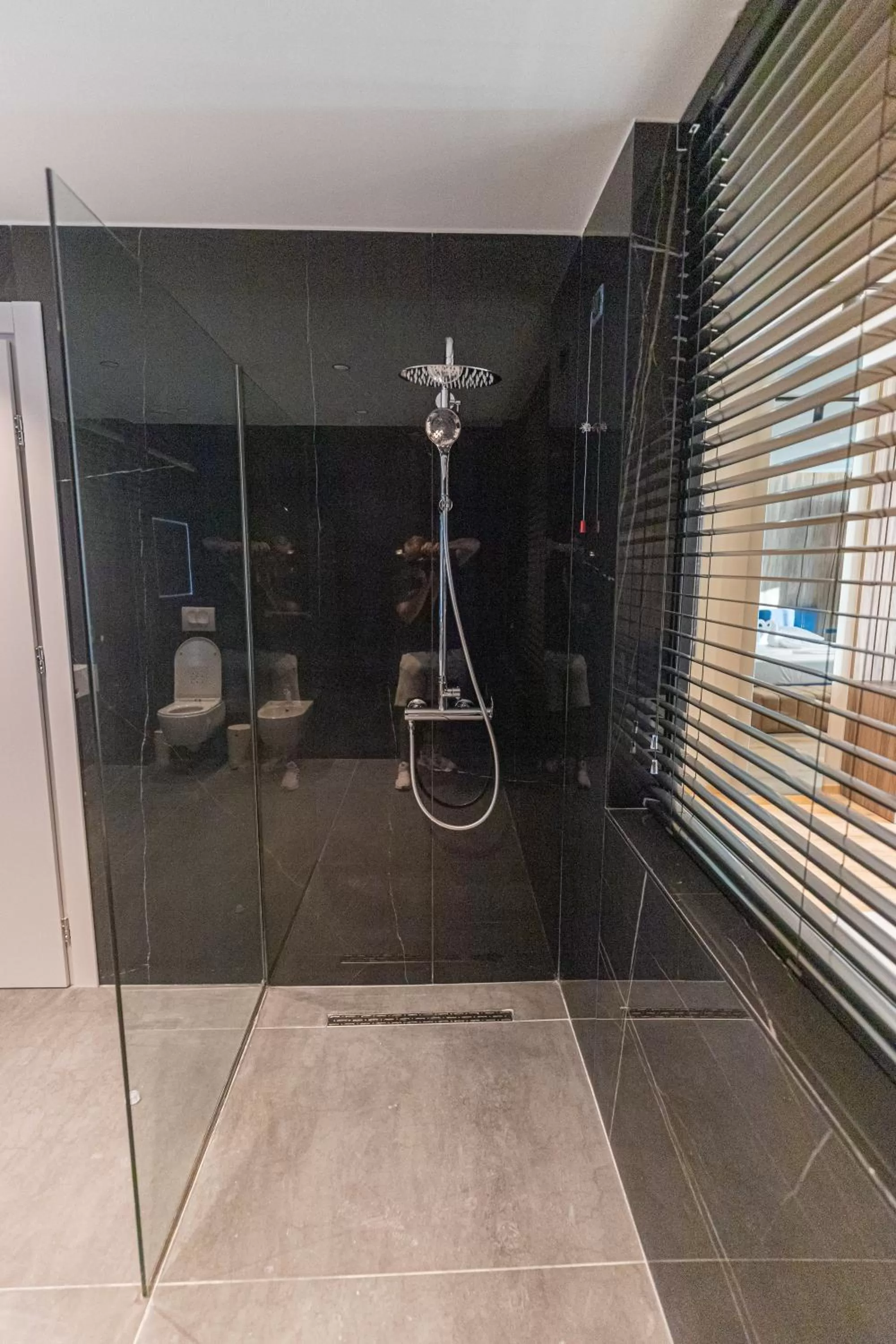 Shower in Esbjerg Hotel