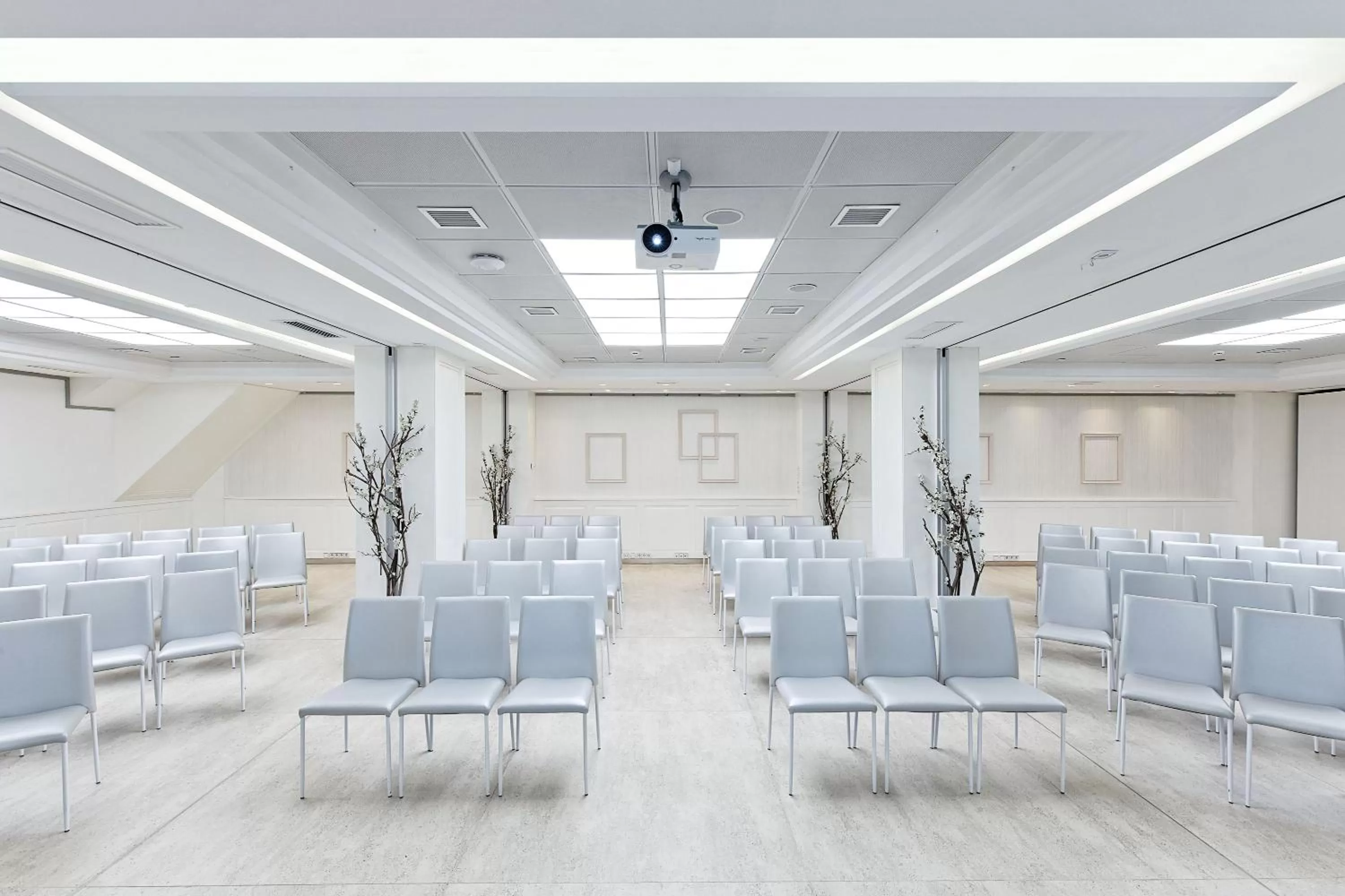 Meeting/conference room in Grupotel Mayorazgo