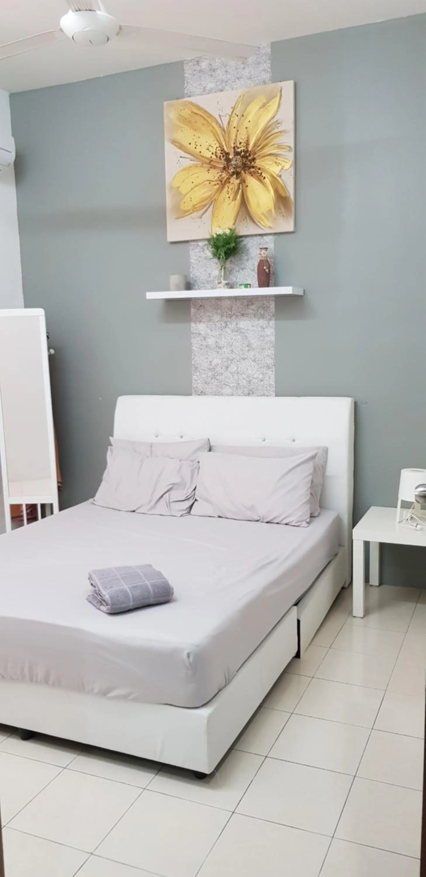 Bed in Fahaz Lumut Homestay