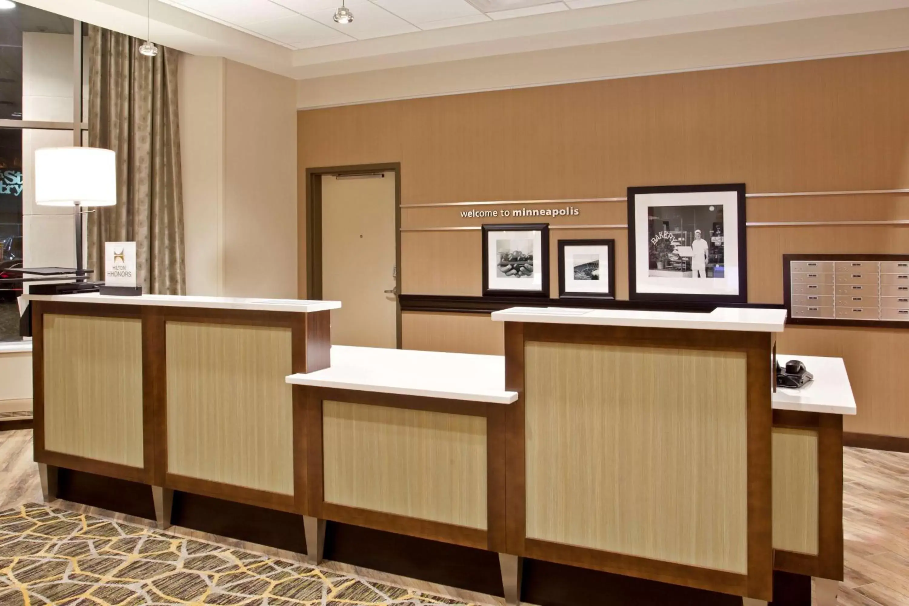 Lobby or reception, Lobby/Reception in Hampton Inn & Suites - Minneapolis/Downtown