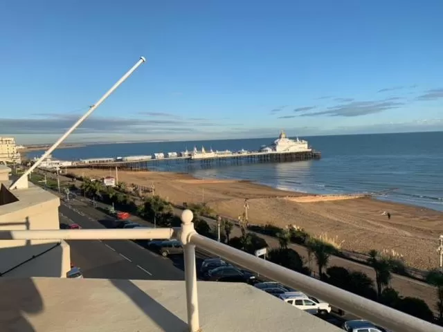 Balcony/Terrace in The Chatsworth Hotel