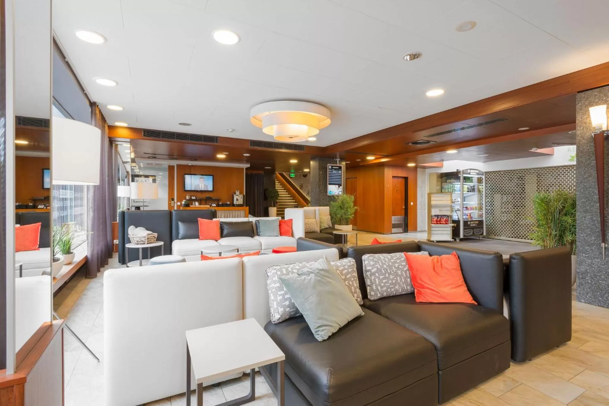 Lobby or reception in Hotel Haaga Central Park