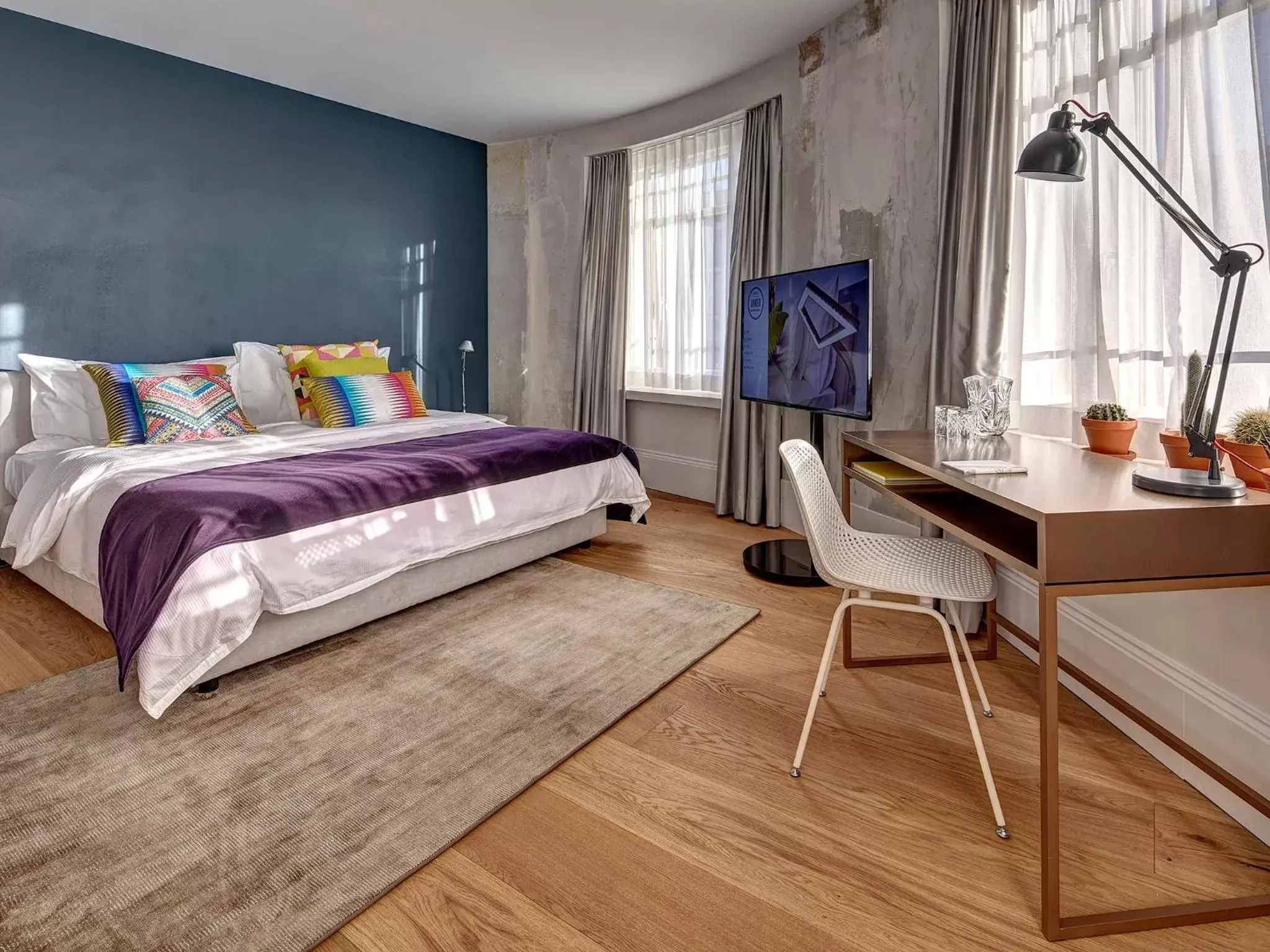 Bedroom, Bed in Hotel Anker Luzern