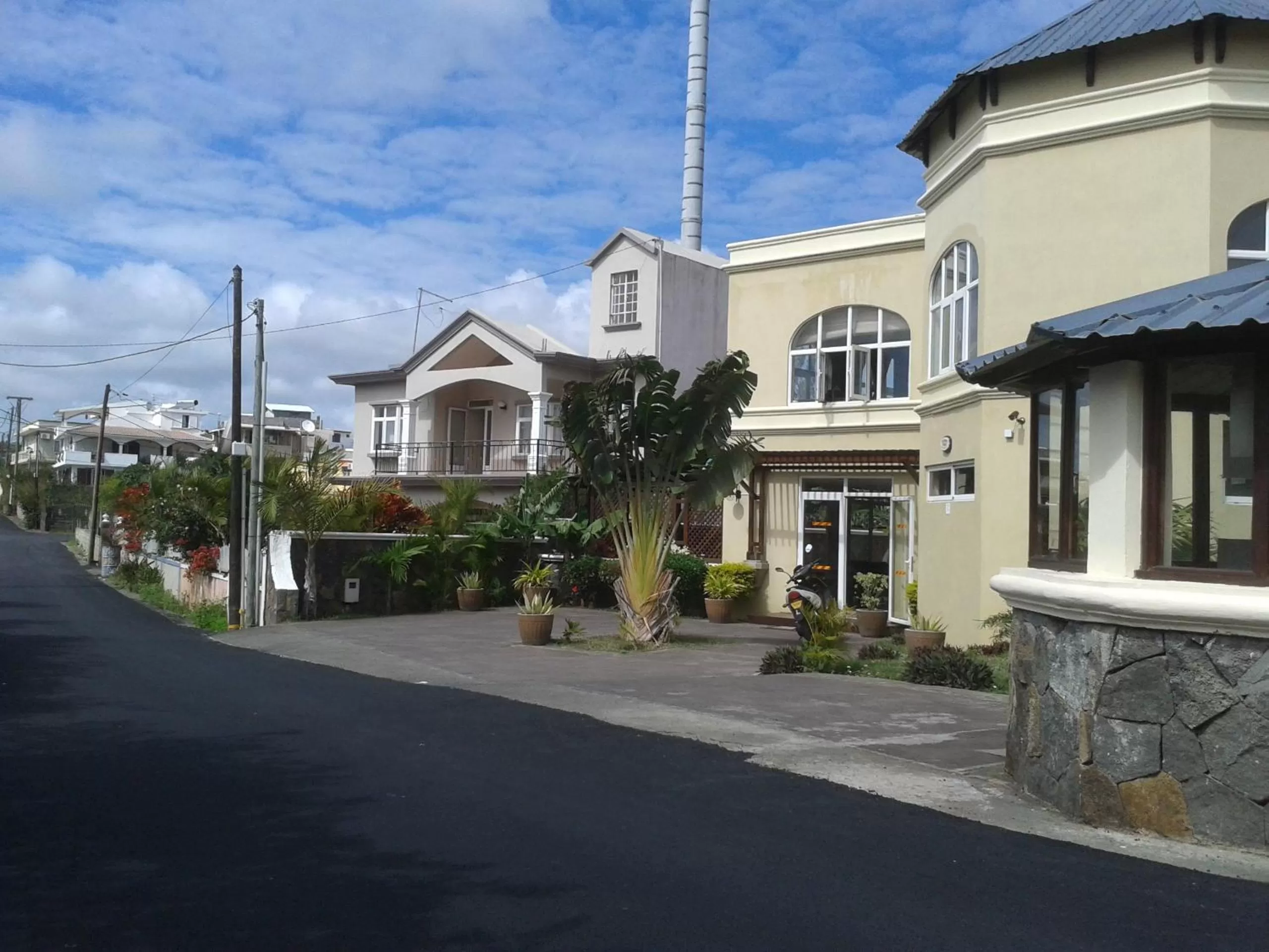 Area and facilities in Villa Narmada