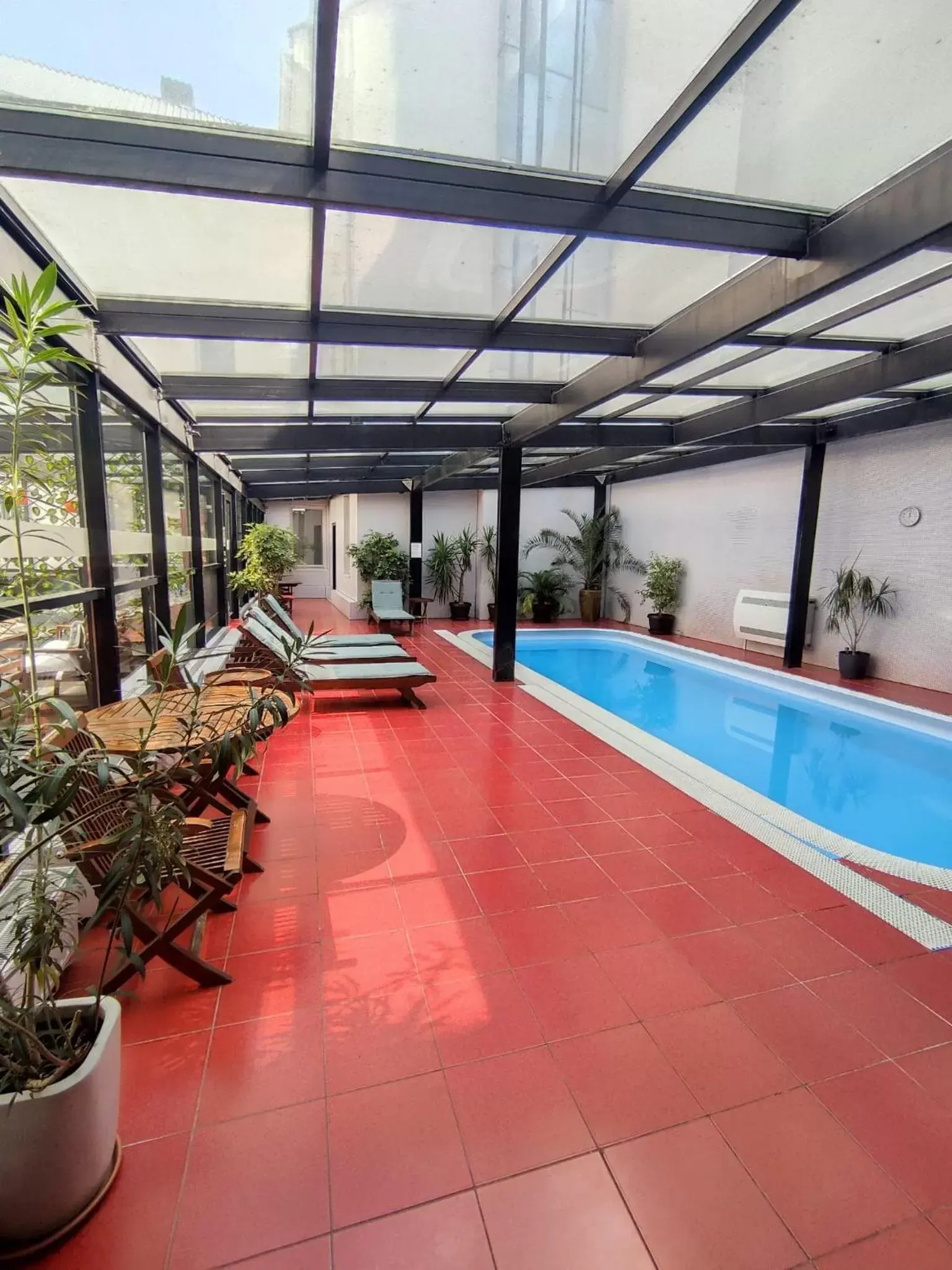 Swimming Pool in Hotel Concordia