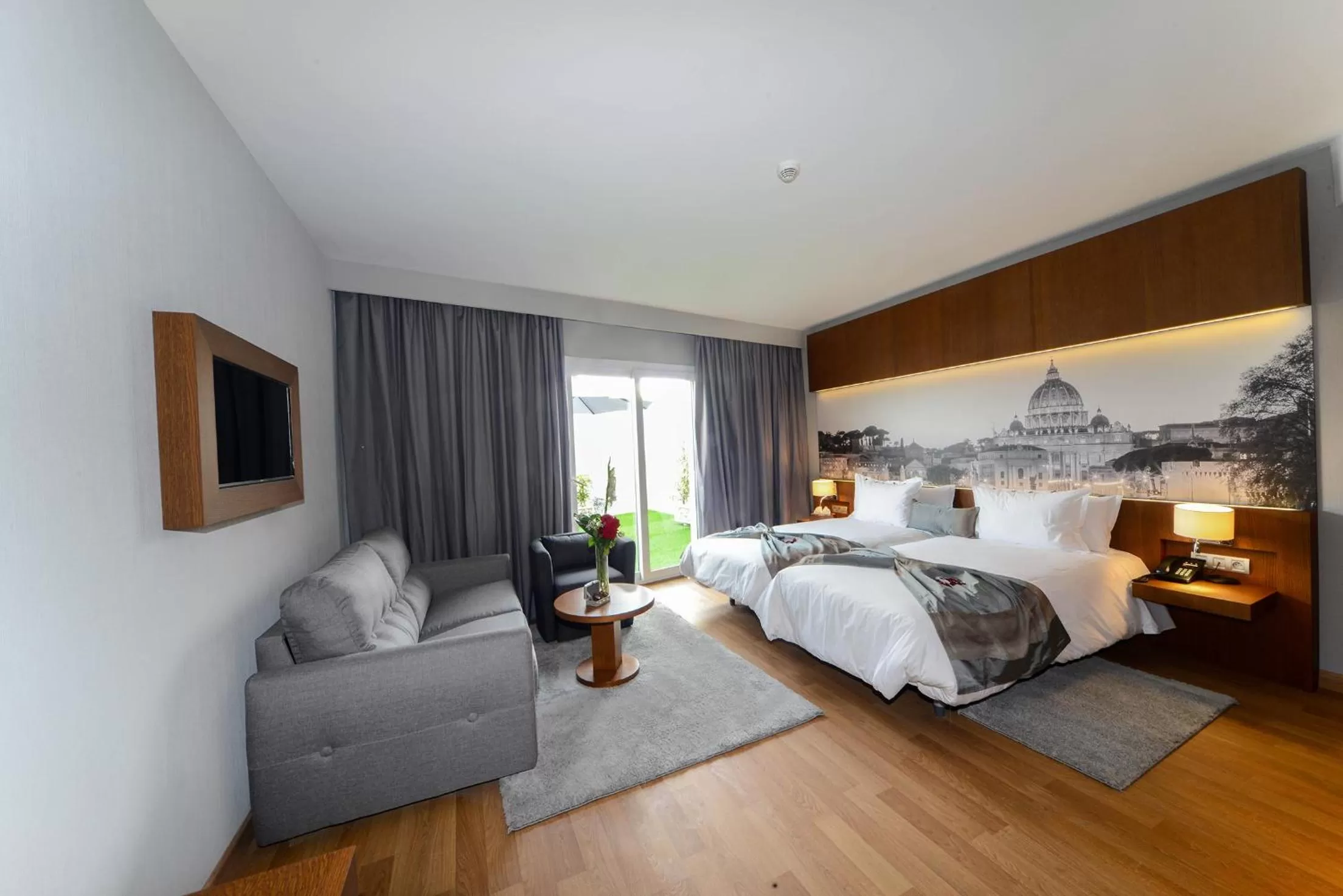 Bedroom, Bed in Golden Star Casablanca