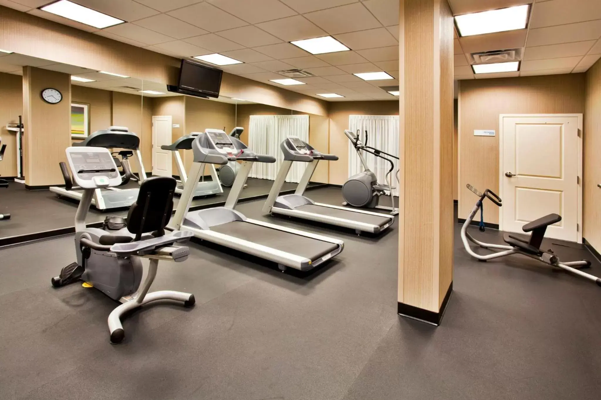 Fitness centre/facilities, Fitness Center/Facilities in Holiday Inn Express Hotel & Suites Fort Pierce West, an IHG Hotel