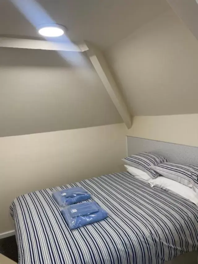 Bed in Discovery Accommodation